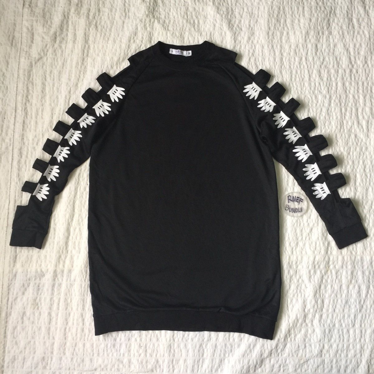 Japanese Brand Nice design hand sweatshirt Size US M / EU 48-50 / 2 - 1 Thumbnail