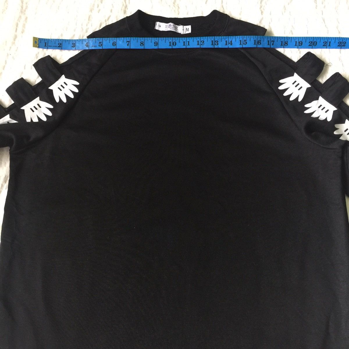 Japanese Brand Nice design hand sweatshirt Size US M / EU 48-50 / 2 - 4 Thumbnail