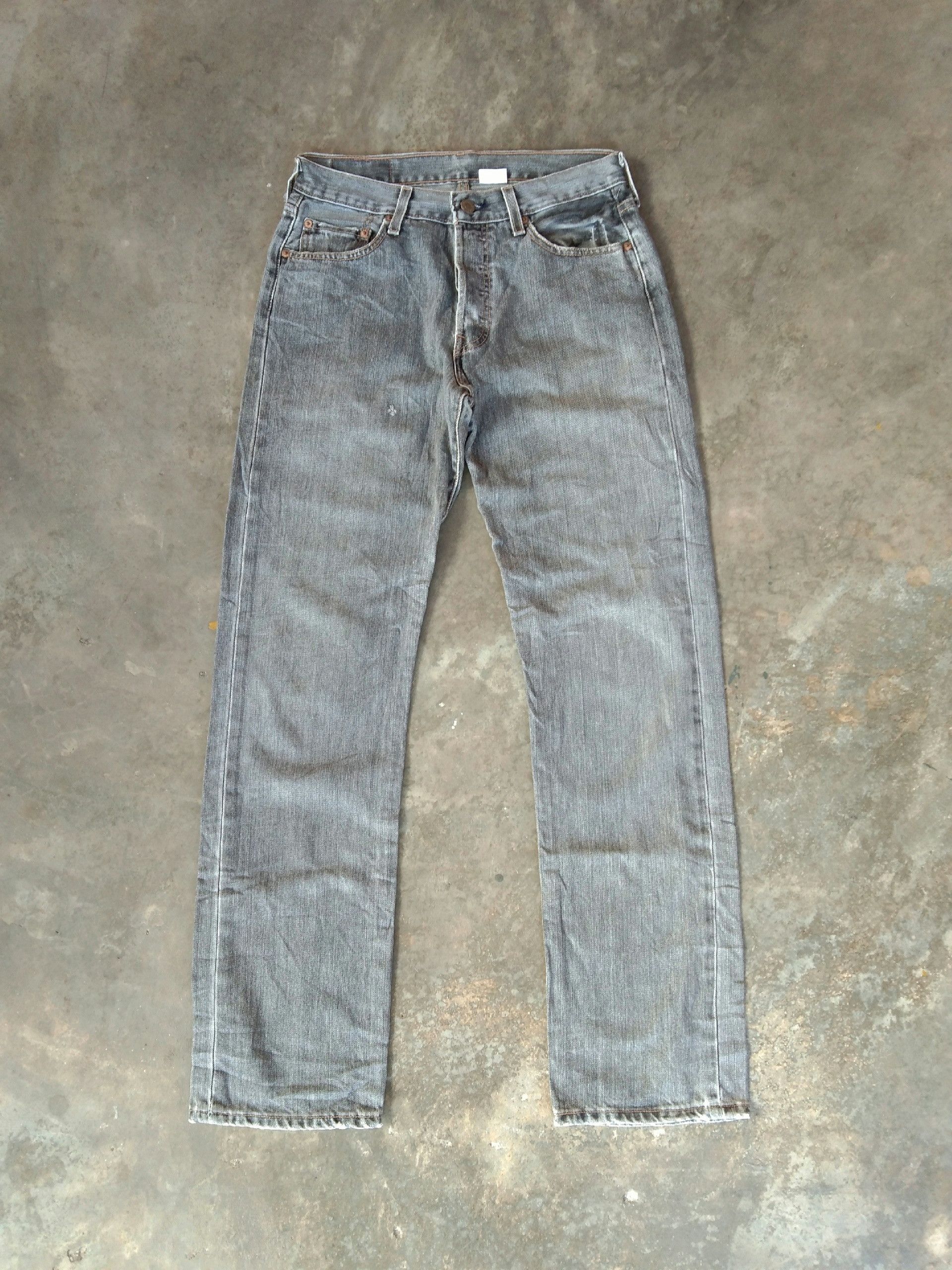 Vintage Levis 501 Grey Straight Leg Distressed Jeans 30x32