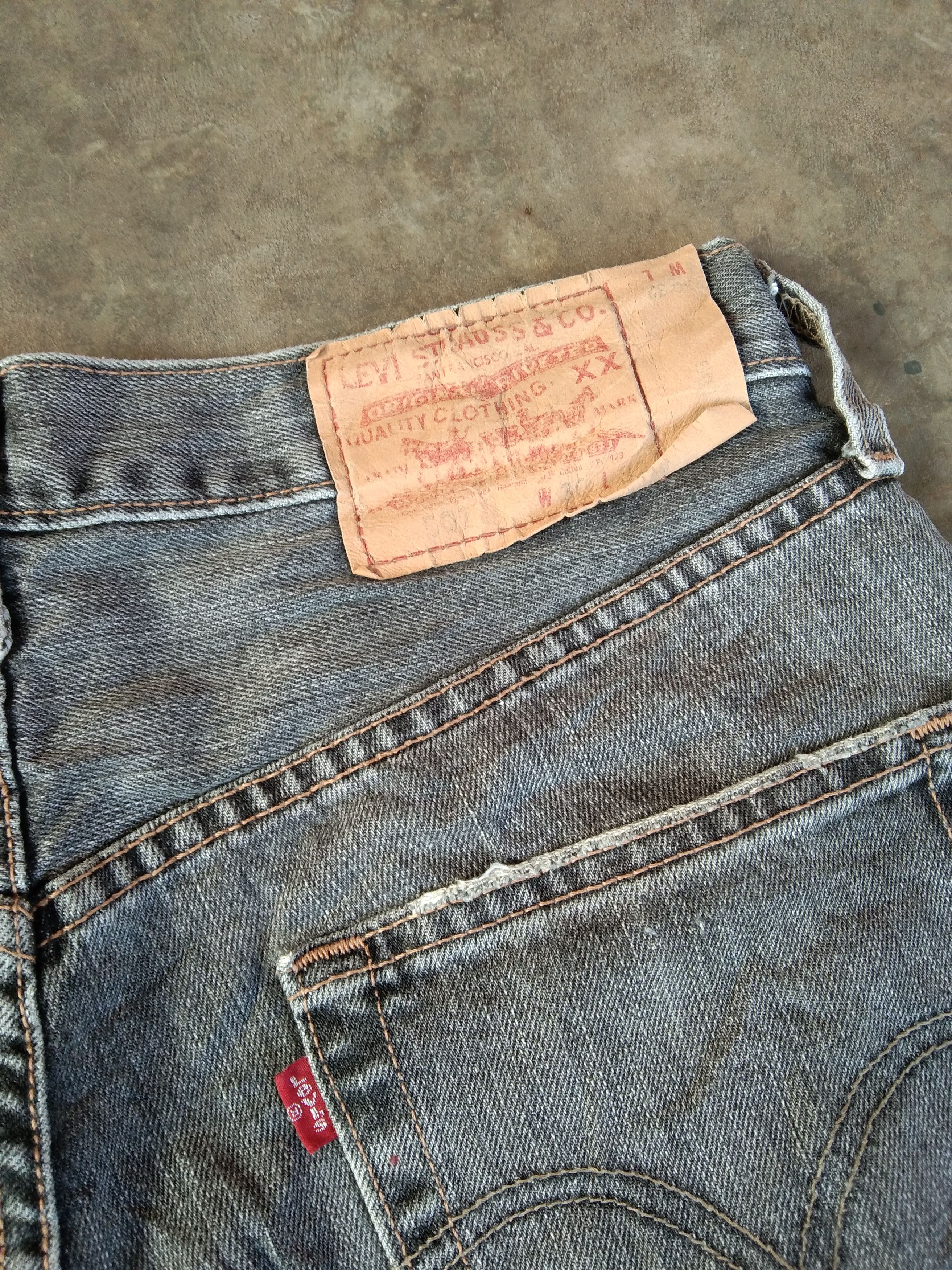 Levi's × Vintage Vintage Levis 501 Grey Straight Leg Distressed Jeans 30x32 Size US 30 / EU 46 - 3 Thumbnail