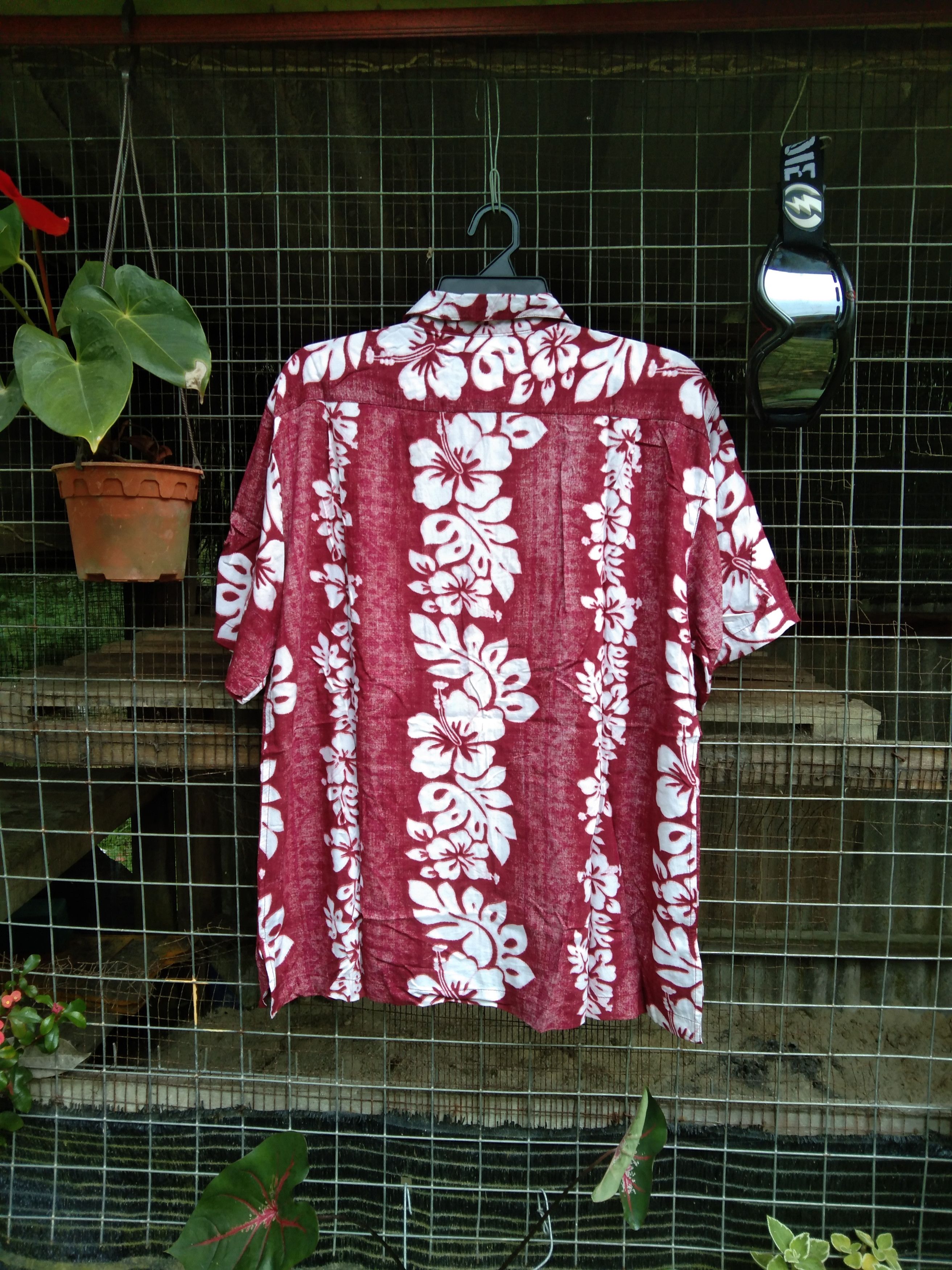 Vintage VINTAGE MEN'S BUTTON UP HAWAIIAN SHIRT Size US L / EU 52-54 / 3 - 5 Thumbnail
