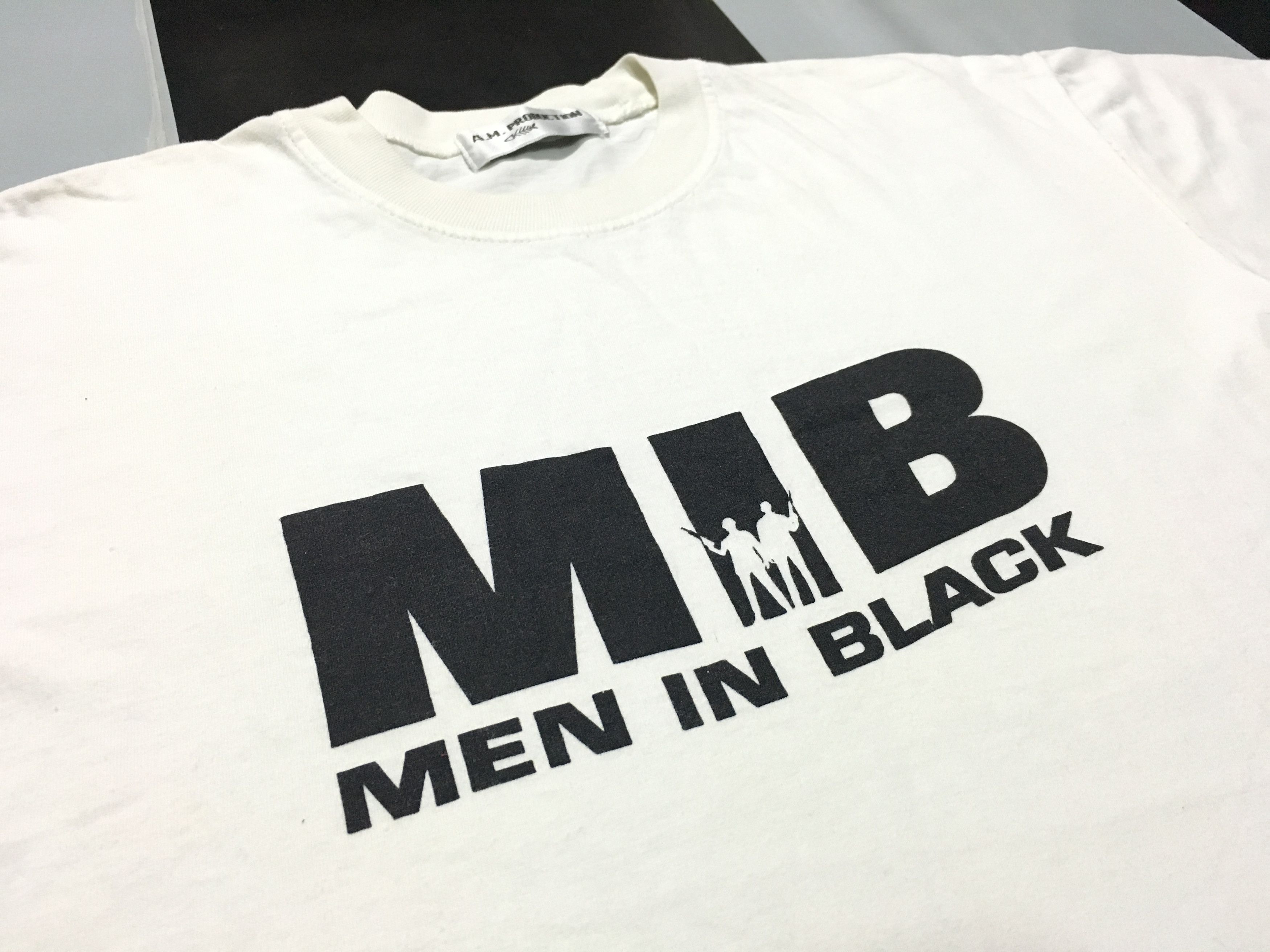 Vintage Vintage Men in black shirt MIB Will Smith Tommy Lee Jones Size US L / EU 52-54 / 3 - 1 Thumbnail
