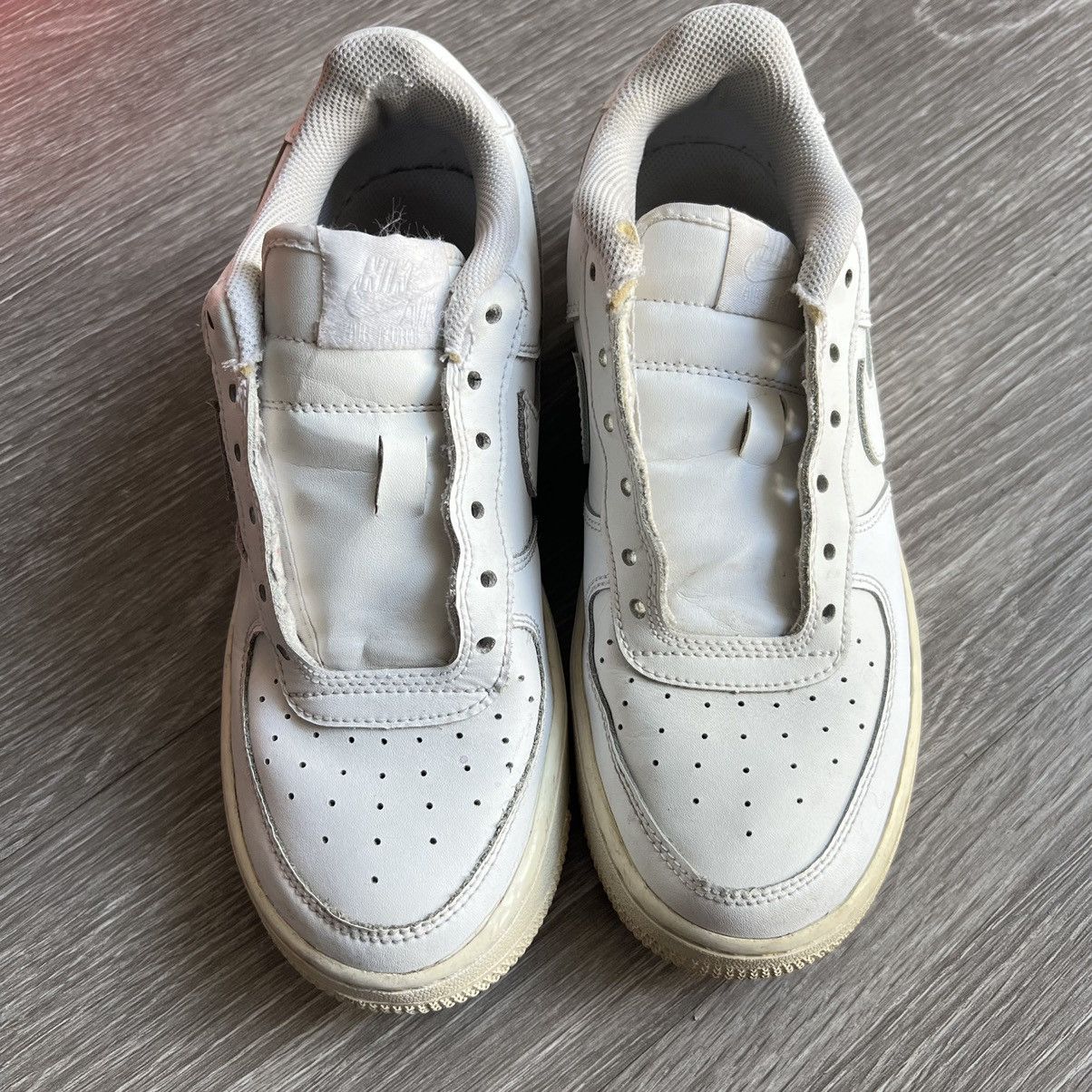 Nike × Vintage Vintage 2000s Aged White Nike Air Force 1 Size US 6 / EU 39 - 2 Thumbnail