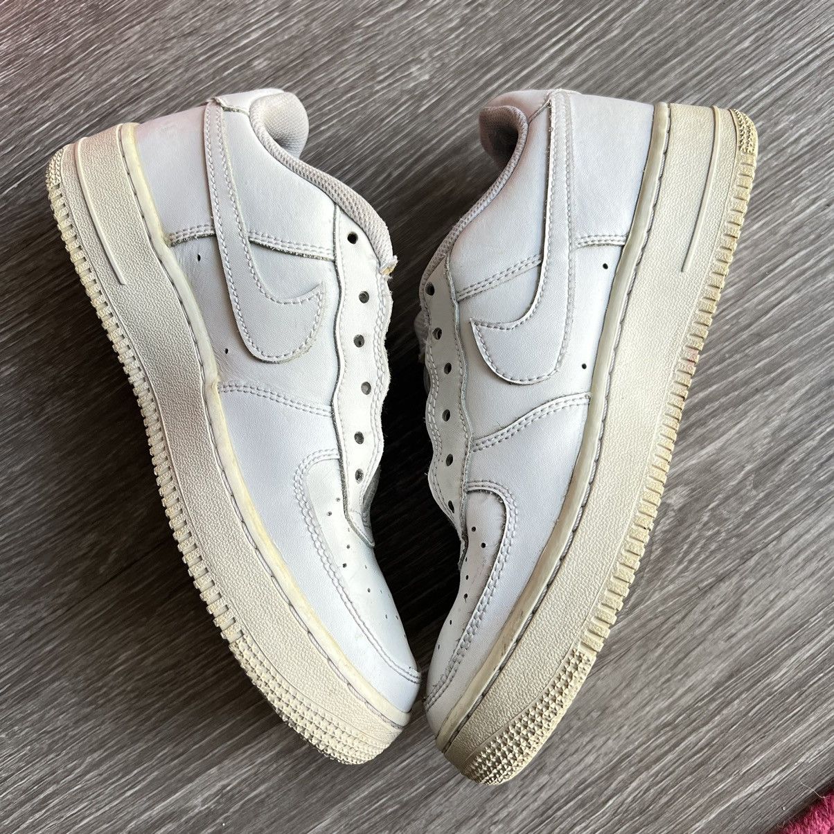 Nike × Vintage Vintage 2000s Aged White Nike Air Force 1 Size US 6 / EU 39 - 4 Thumbnail