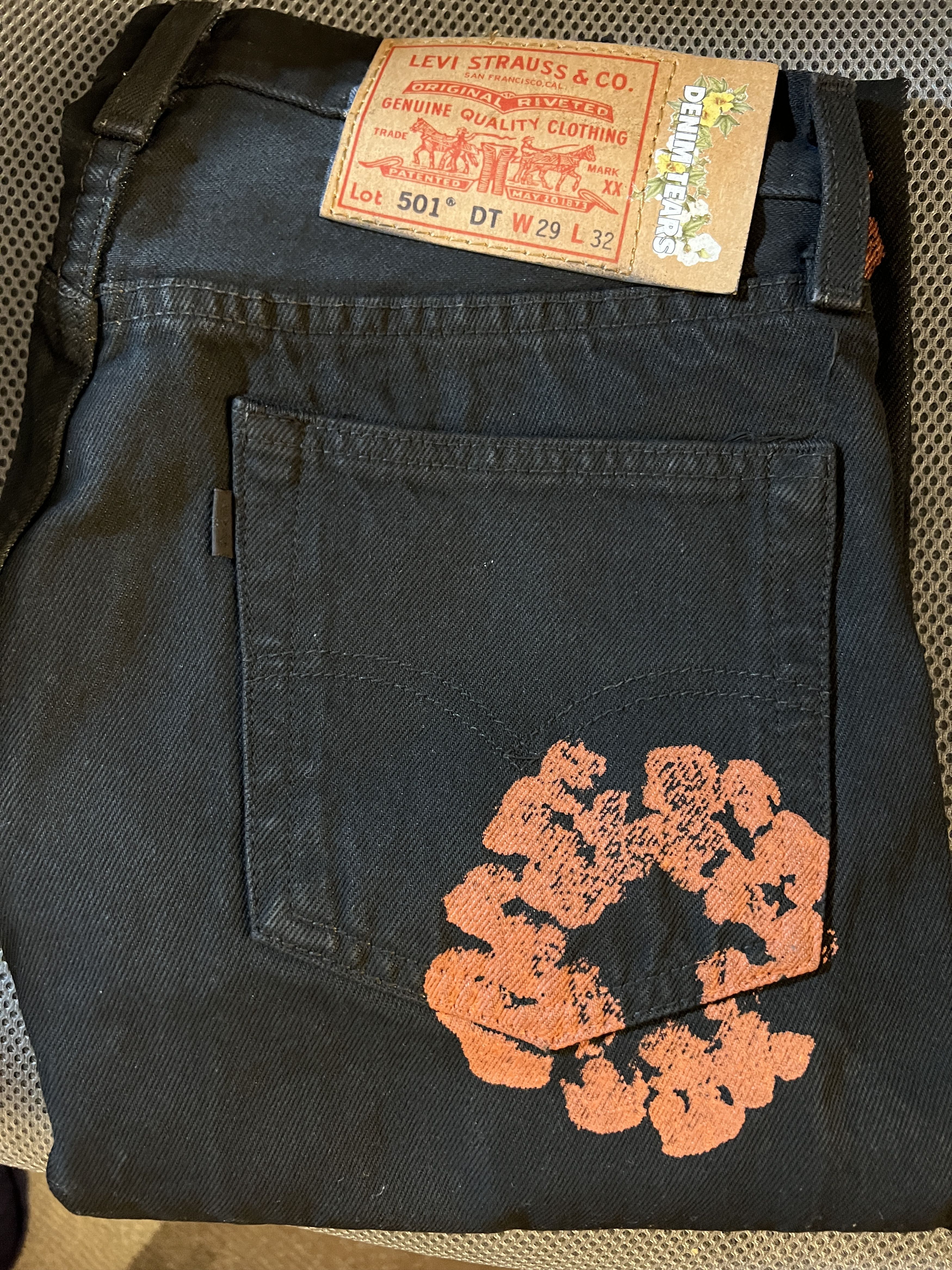DENIM TEARS × Levi's New Denim Tears 501 Levi's Cotton Wreath Jeans Red Clay Size US 29 - 4 Thumbnail