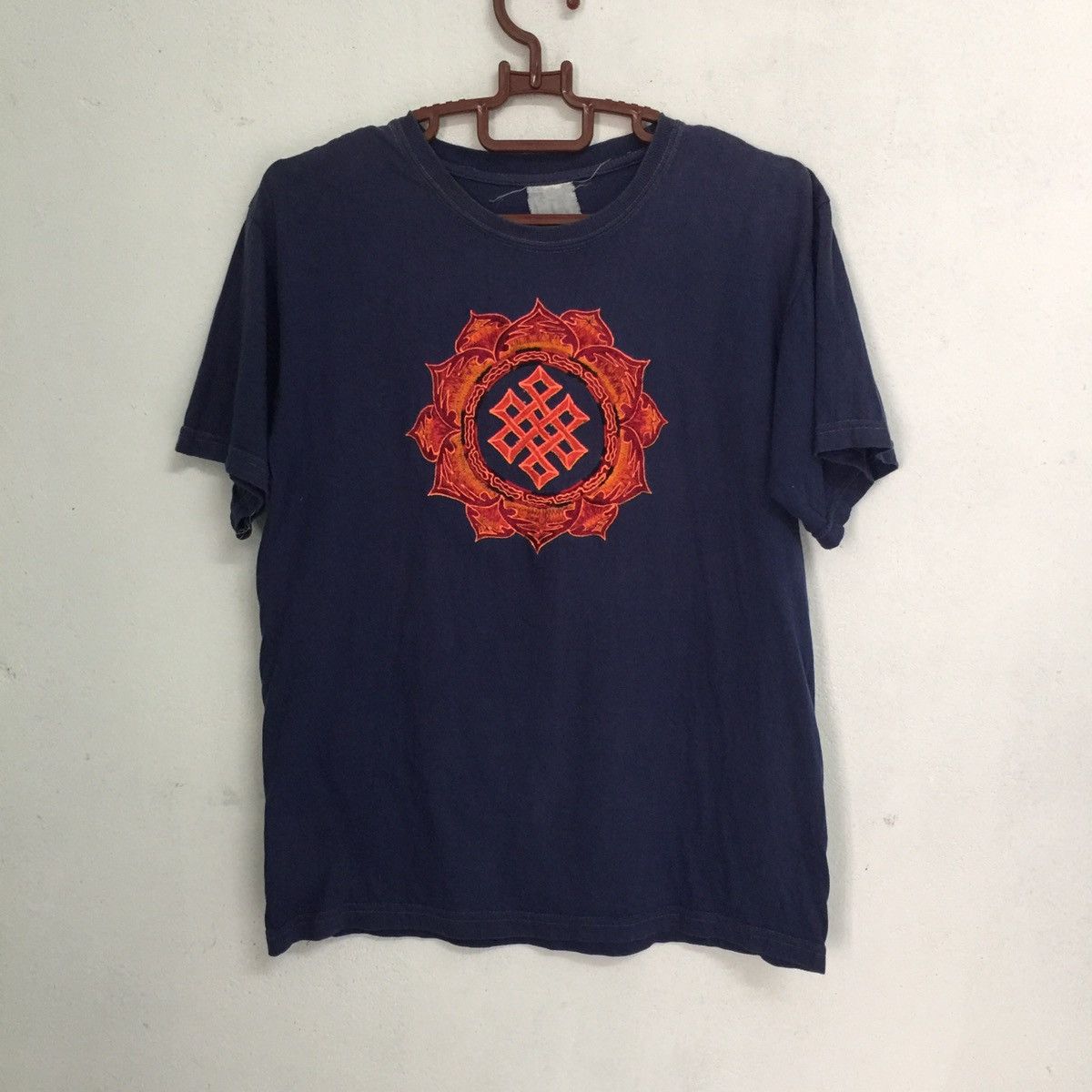 Other Rare embroidered big shiny logo at tshirt Size US M / EU 48-50 / 2 - 1 Thumbnail