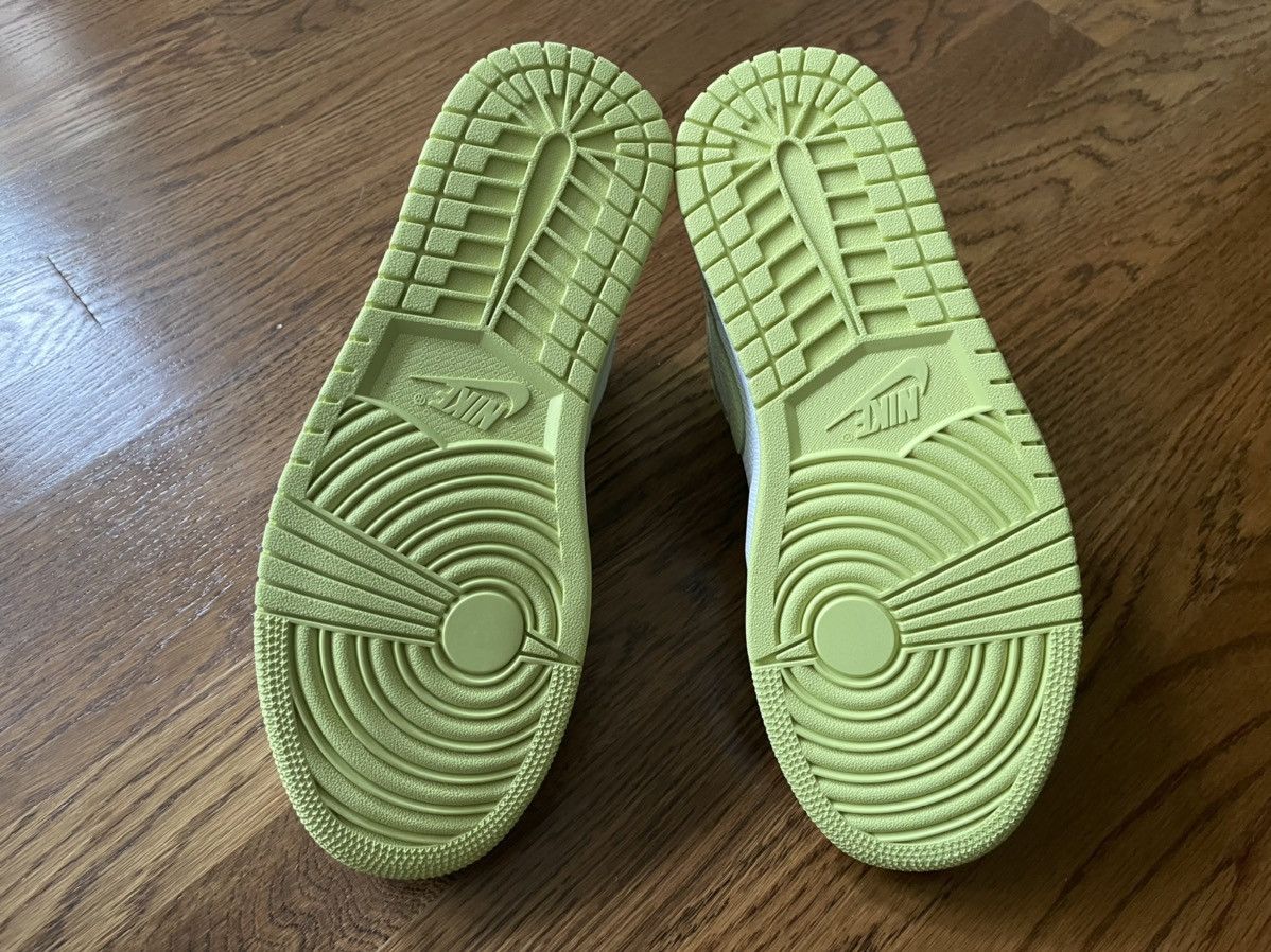 Jordan Brand US M 9 / W 10.5 Limelight Jordan 1 Low SE Pine Green White Size US 10.5 / IT 40.5 - 5 Thumbnail