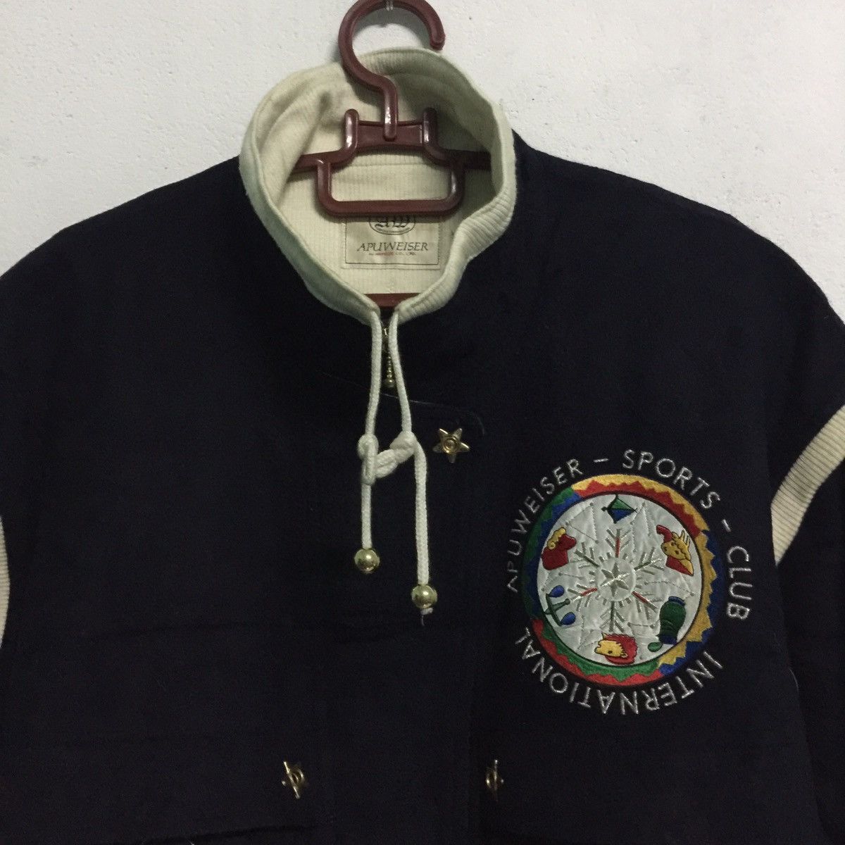 Japanese Brand Apuweiser sport club international jacket Size US M / EU 48-50 / 2 - 6 Thumbnail