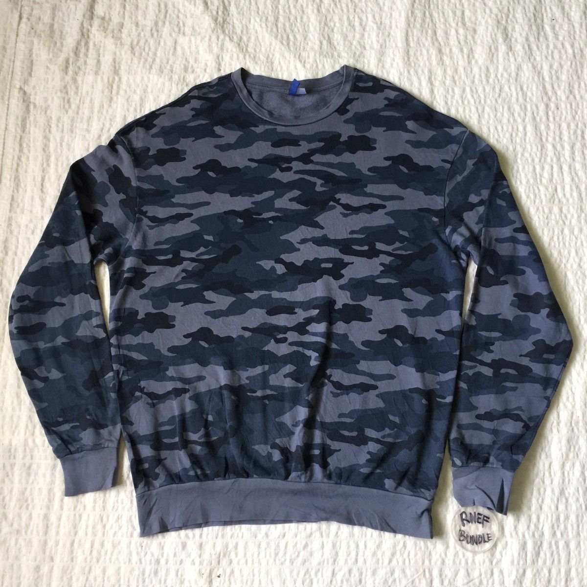 Divided H&M Sweatshirt Blue Camouflaged Fashionable style