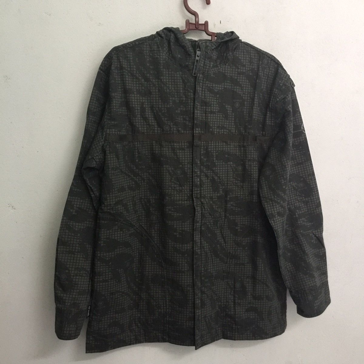 Airwalk Full monogram airwalk jacket Size US M / EU 48-50 / 2 - 4 Thumbnail