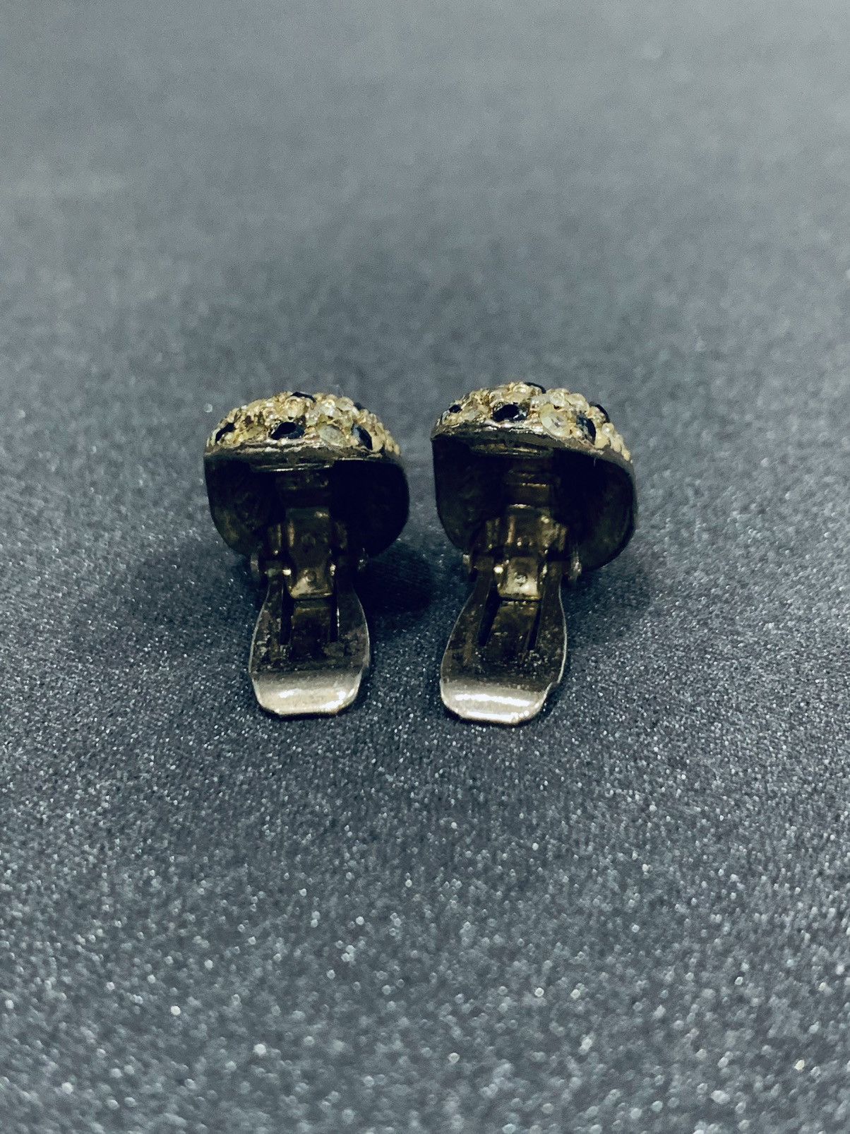 Vintage VINTAGE ESTATE KENNETH JAY LANE KJL DIAMONDS CLIP EARRINGS Size ONE SIZE - 3 Thumbnail