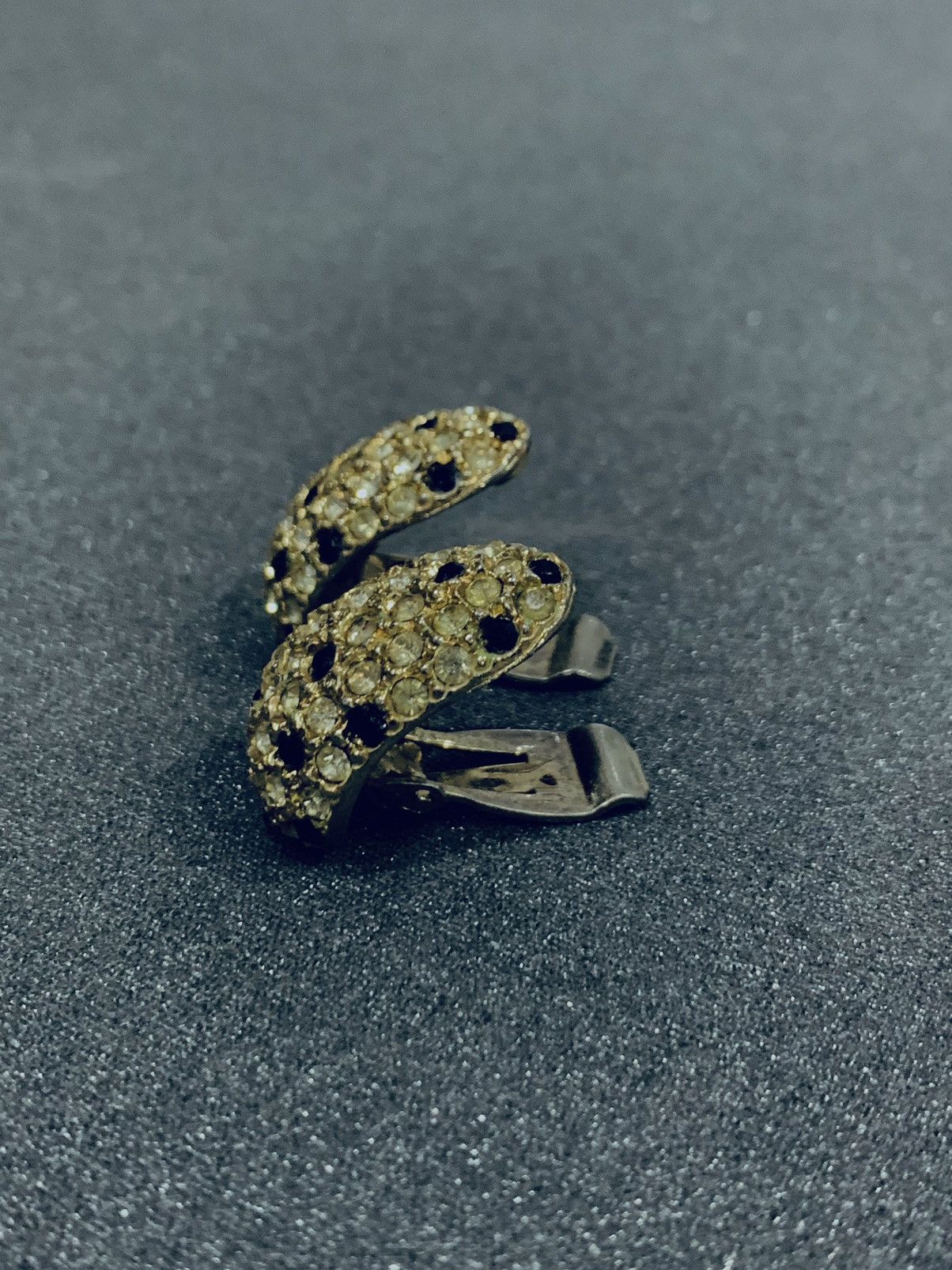 Vintage VINTAGE ESTATE KENNETH JAY LANE KJL DIAMONDS CLIP EARRINGS Size ONE SIZE - 2 Thumbnail