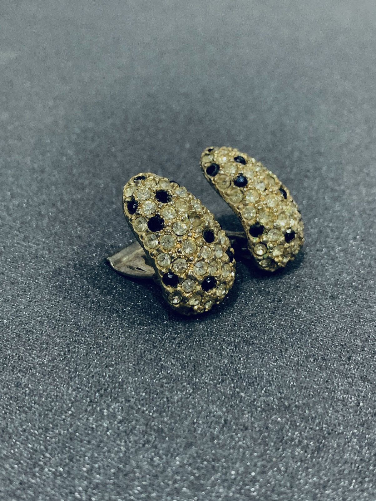 Vintage VINTAGE ESTATE KENNETH JAY LANE KJL DIAMONDS CLIP EARRINGS Size ONE SIZE - 4 Thumbnail