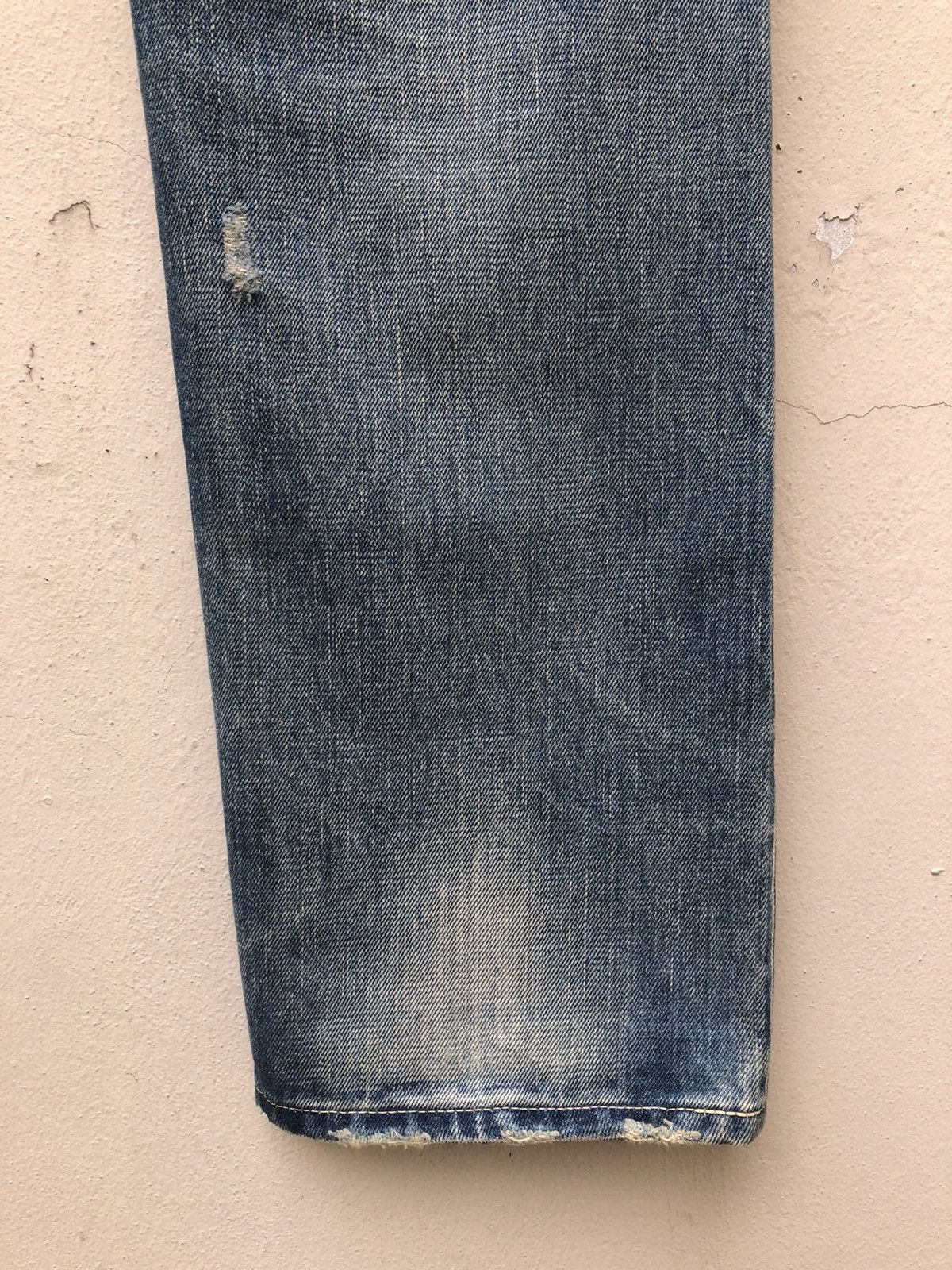 Levi's Vintage Clothing Vintage Japan LVC Levi’s 501 E Distressed Denim Selvedge Size US 29 - 19 Thumbnail