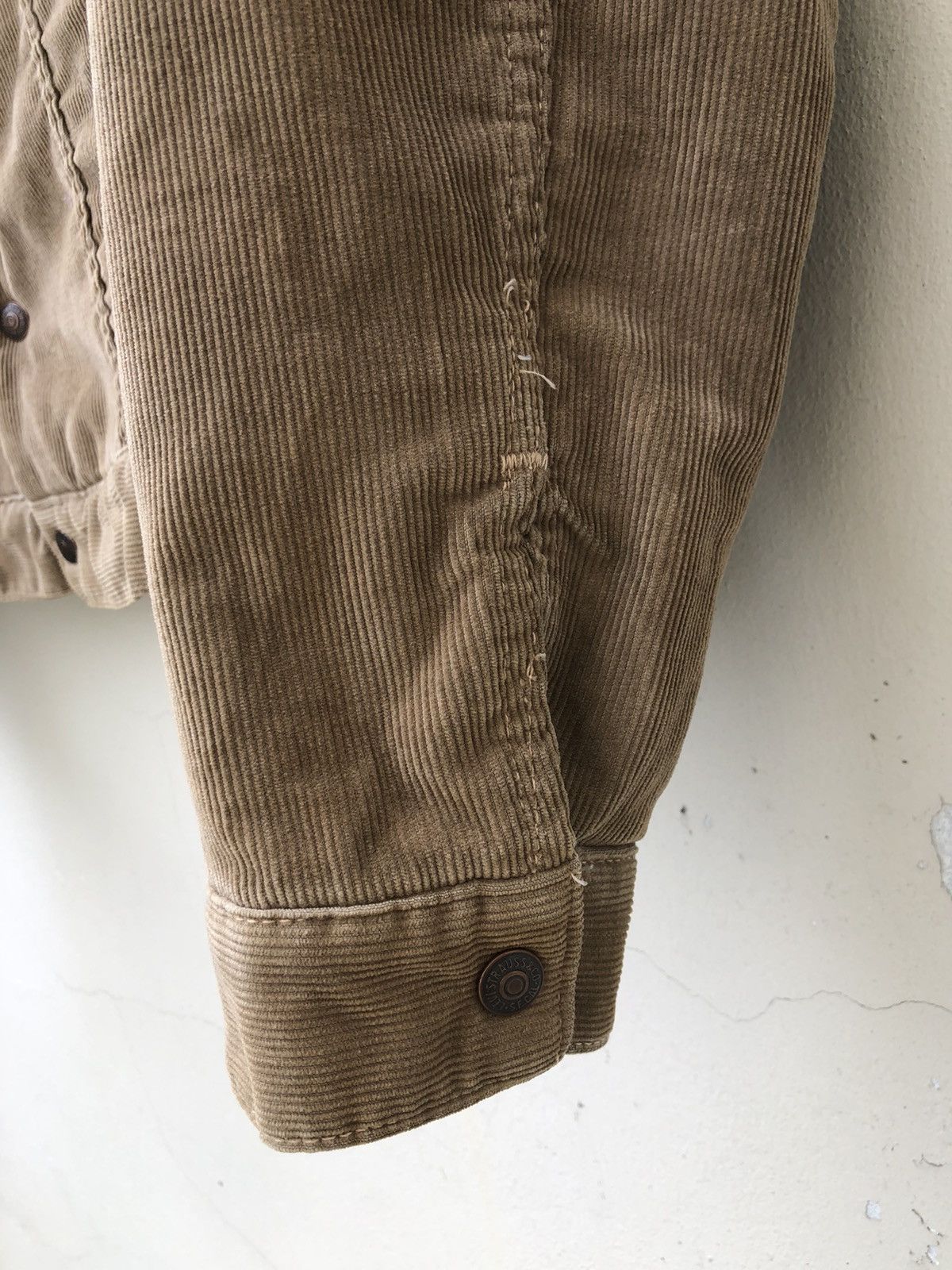 Levi's Vintage Clothing Vintage 1994 LVC Levi’s Sherpa Lined Corduroy Trucker Jacket Size US M / EU 48-50 / 2 - 6 Thumbnail