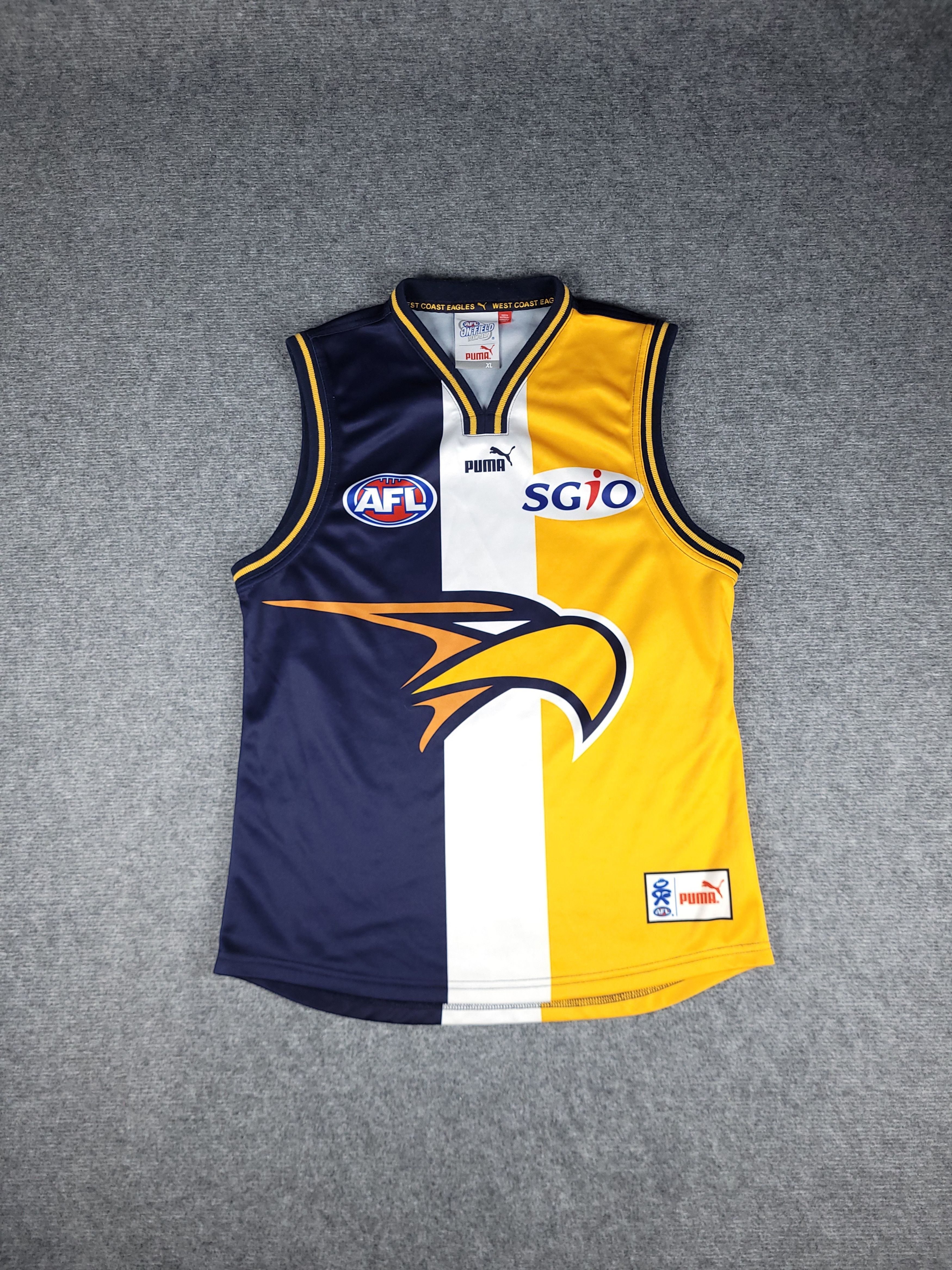 Vintage Vintage West Coast Eagles football jersey afl puma