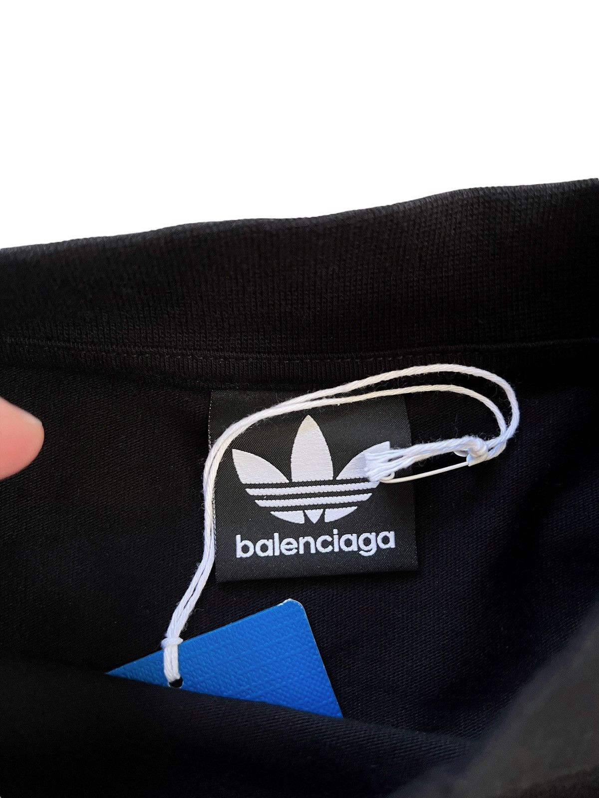 Adidas × Balenciaga Black Oversized 3 Stripe Shirt Size US L / EU 52-54 / 3 - 4 Thumbnail
