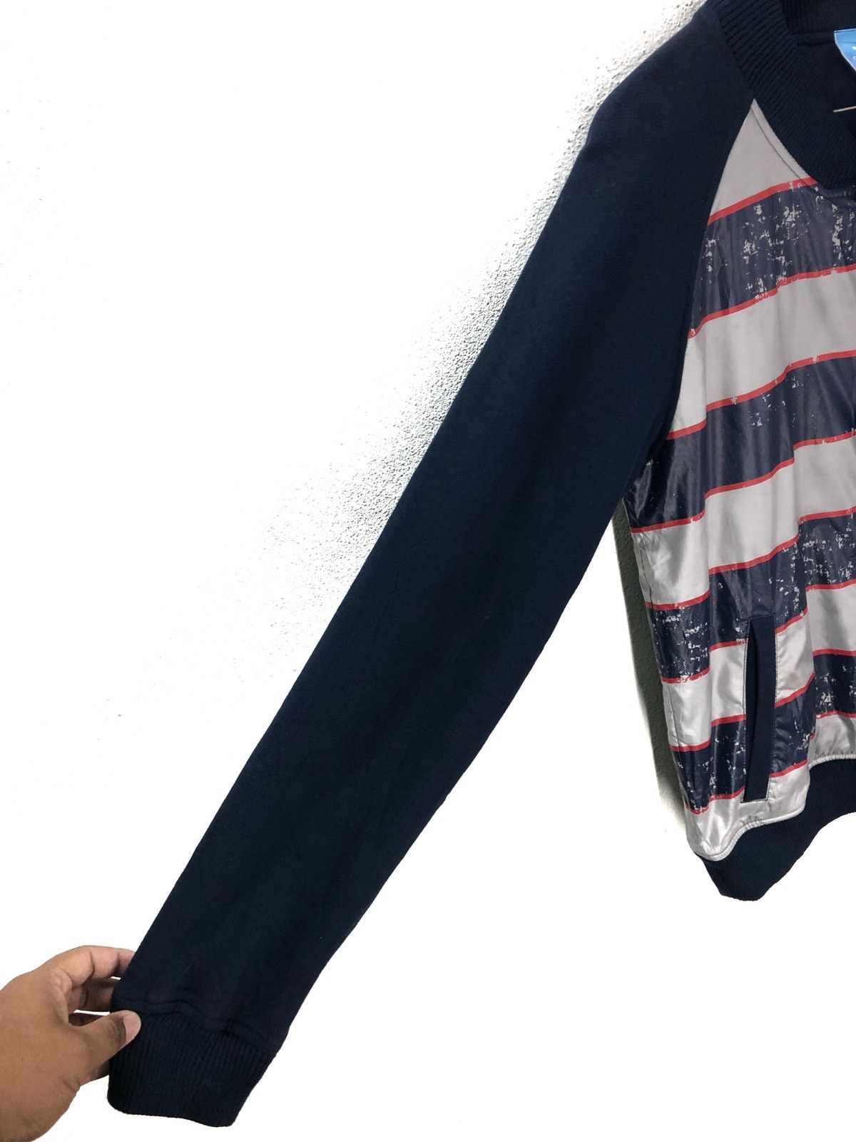 Adidas adidas stripe jacket cw21 Size US L / EU 52-54 / 3 - 6 Thumbnail