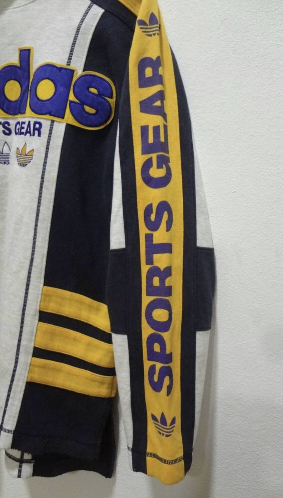 Adidas Rare Vtg Adidas Sports Gear Sweatshirt Japan Medium/Large Size US M / EU 48-50 / 2 - 3 Thumbnail