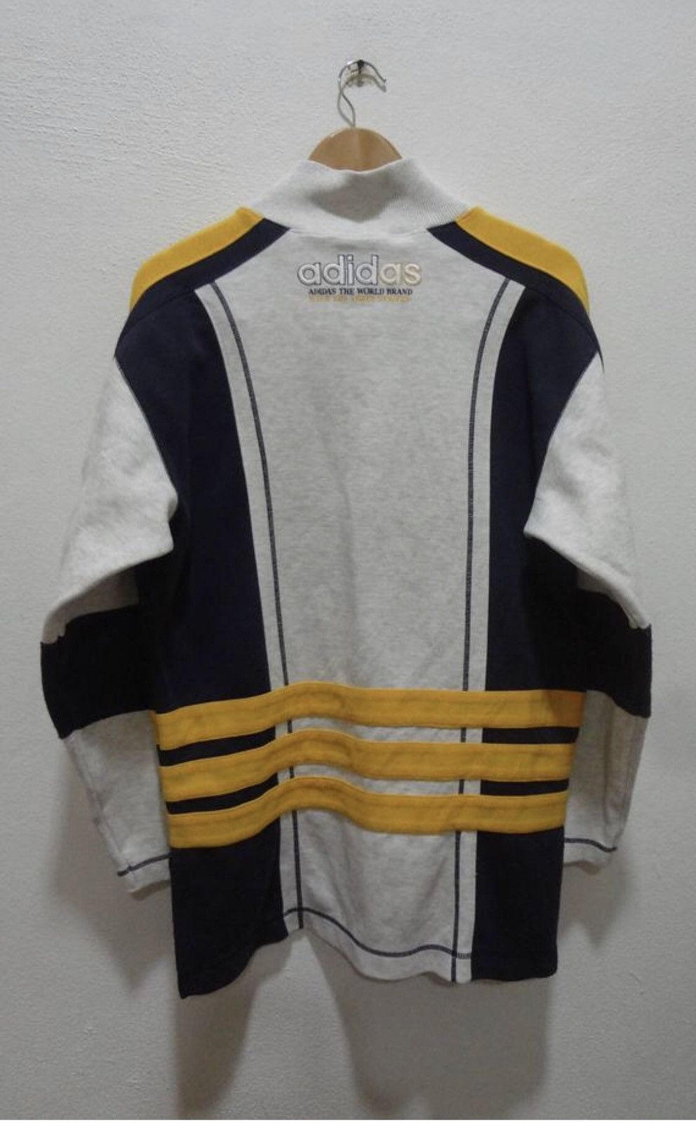 Adidas Rare Vtg Adidas Sports Gear Sweatshirt Japan Medium/Large Size US M / EU 48-50 / 2 - 2 Thumbnail