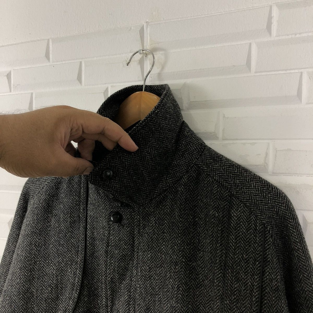 Burberry VINTAGE WOOL JACKET BURBERRY HERRINGBONE DESIGN Size US L / EU 52-54 / 3 - 13 Thumbnail