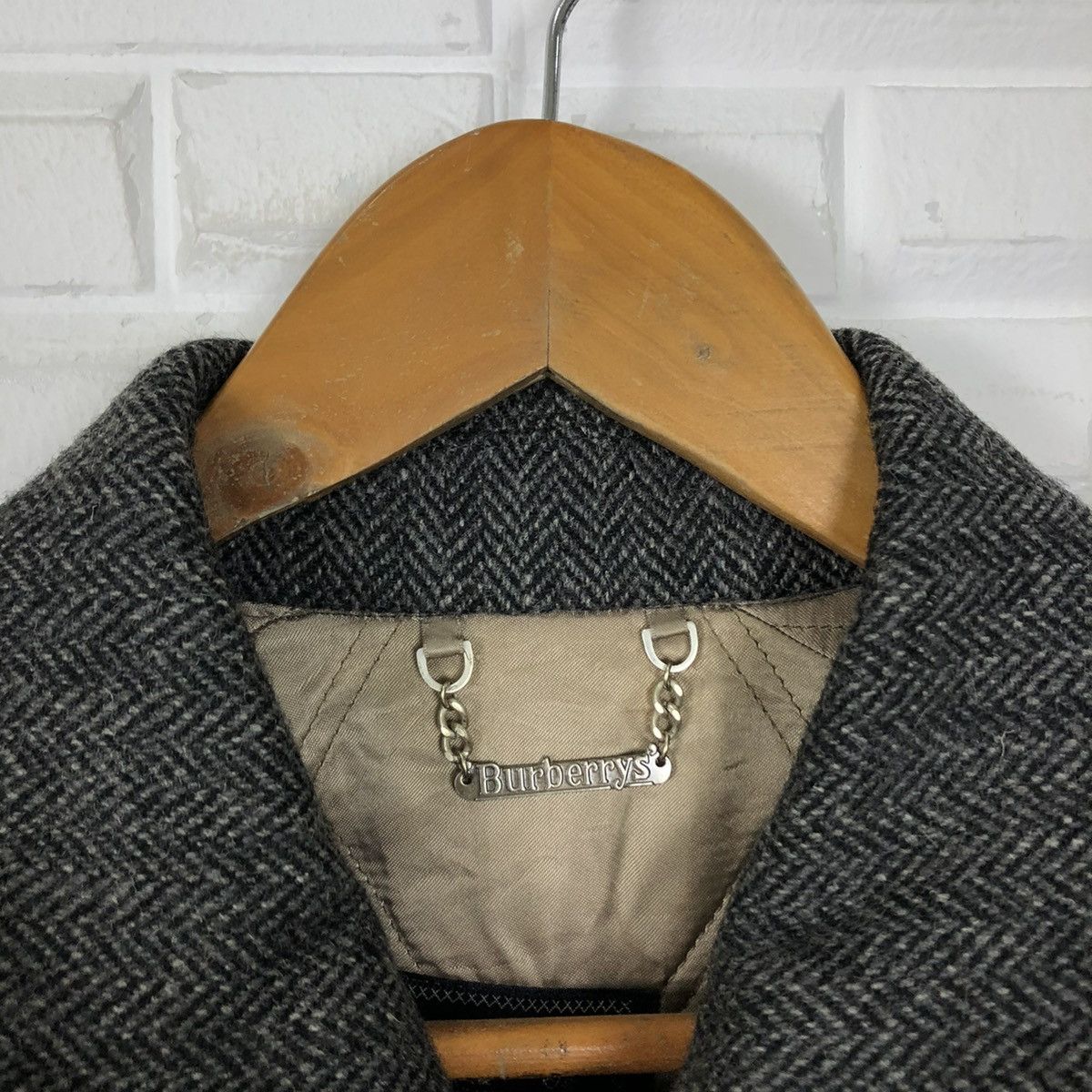 Burberry VINTAGE WOOL JACKET BURBERRY HERRINGBONE DESIGN Size US L / EU 52-54 / 3 - 8 Thumbnail