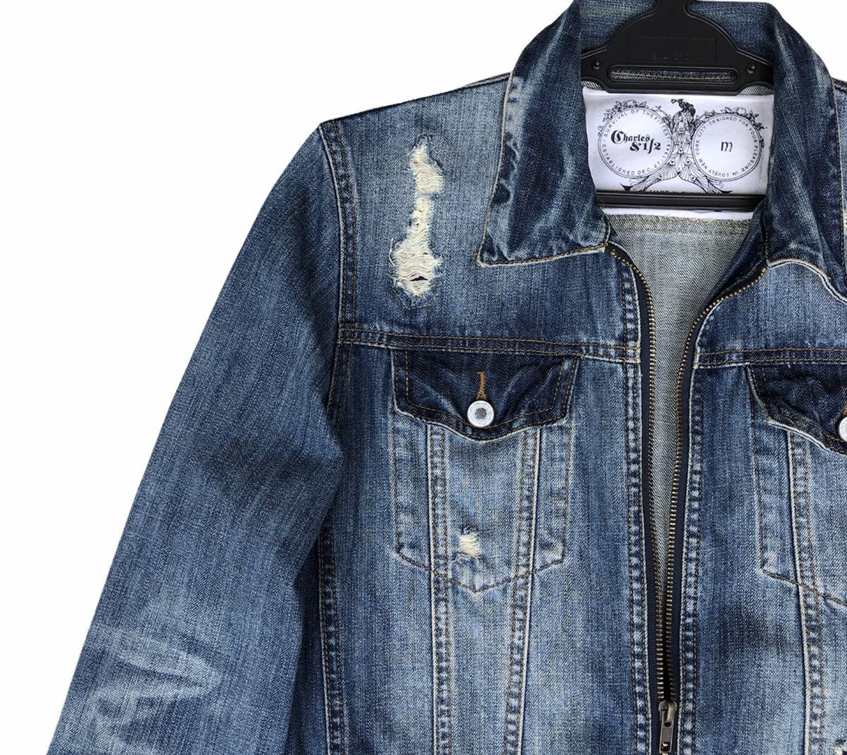 Japanese Brand Charles And A Half Men's Distressed Denim ZipUp Jean Jacket Size US M / EU 48-50 / 2 - 13 Thumbnail