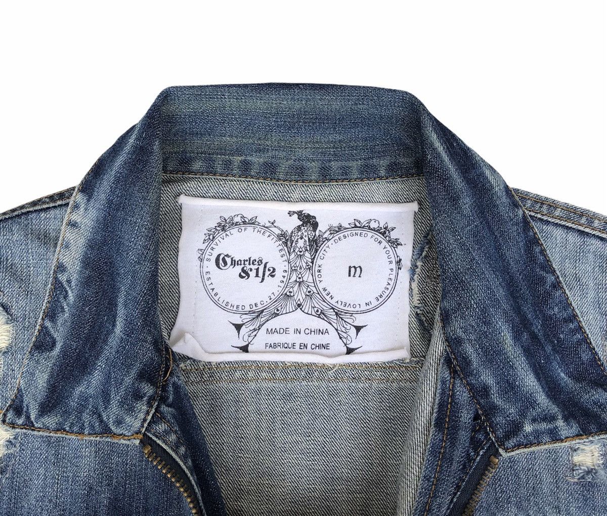 Japanese Brand Charles And A Half Men's Distressed Denim ZipUp Jean Jacket Size US M / EU 48-50 / 2 - 23 Thumbnail