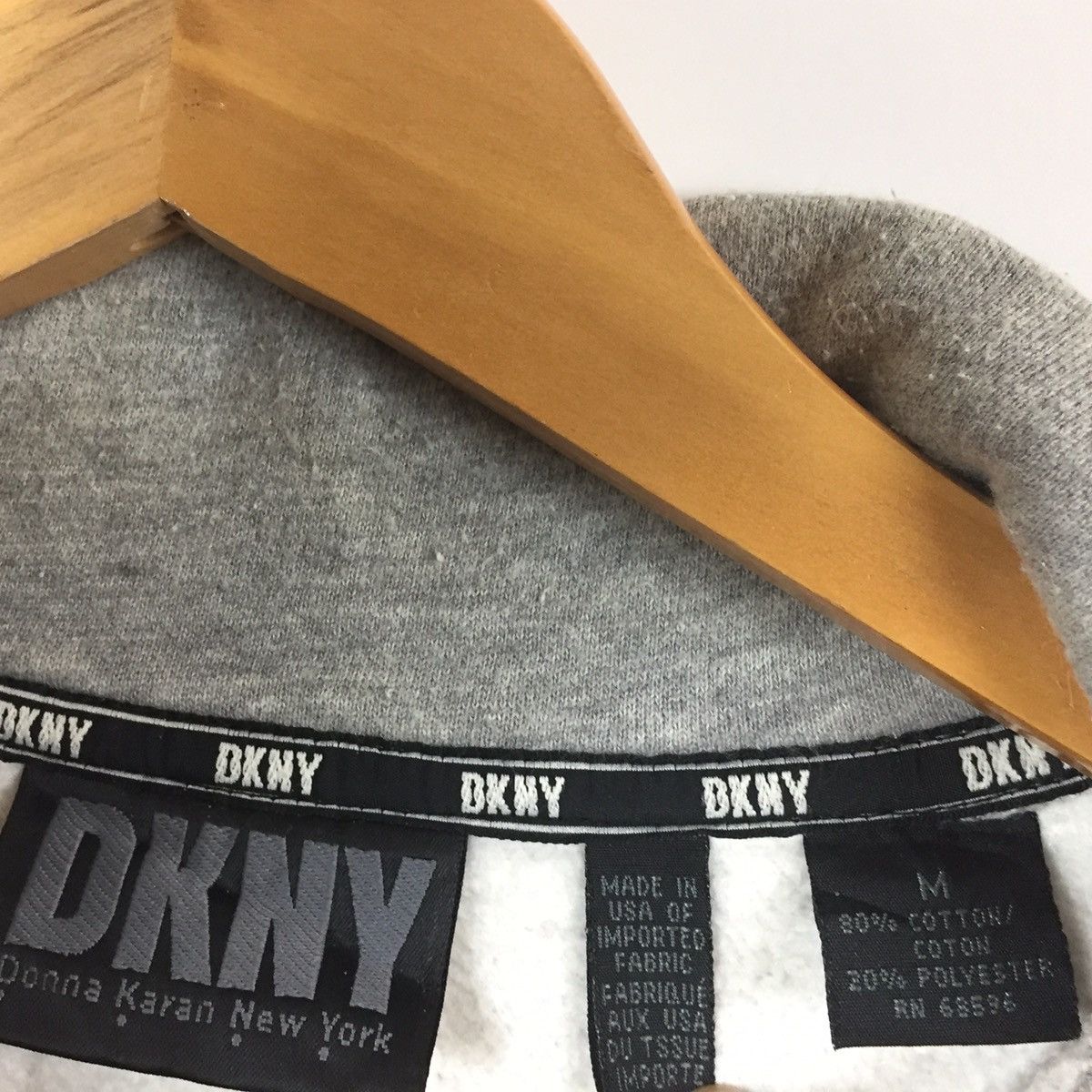 DKNY × Vintage Vintage DKNY Sweatshirt DKNY USA DKNY Donna Karan New York Size US M / EU 48-50 / 2 - 6 Thumbnail