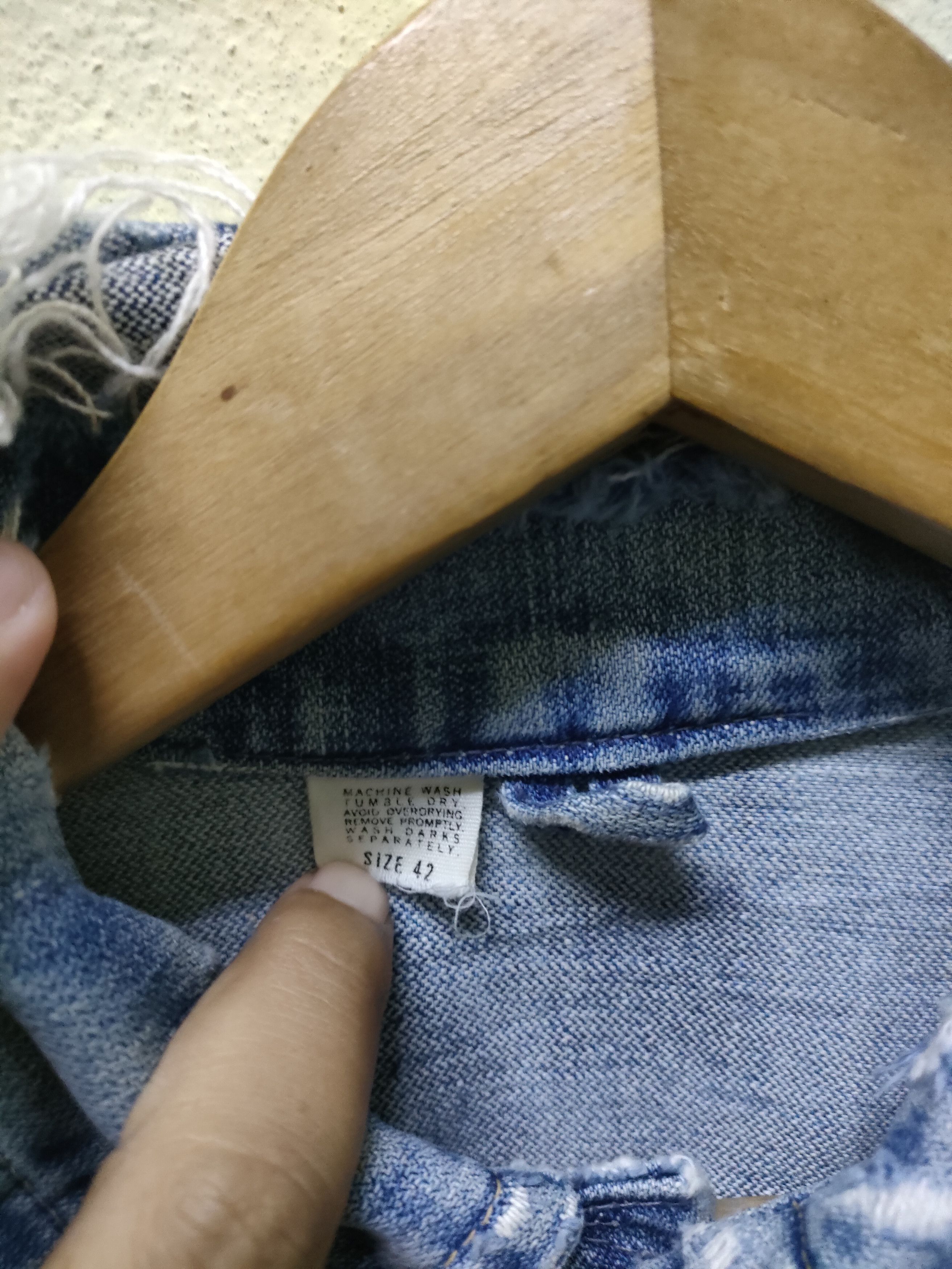 Vintage × Wrangler Vintage Wrangler Distressed Denim Jacket Size US M / EU 48-50 / 2 - 7 Thumbnail