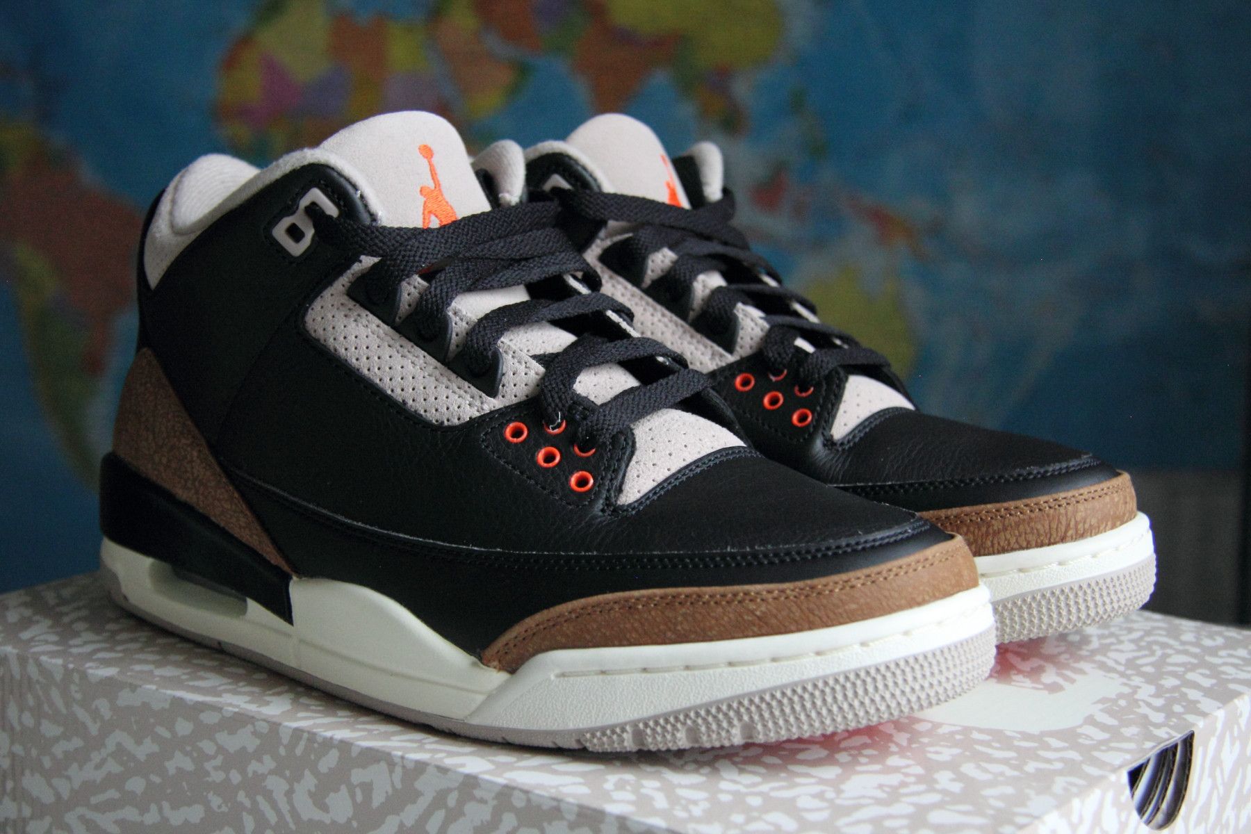 AIR JORDAN RETRO DESERT ELEPHANT SIZE CT8532-008