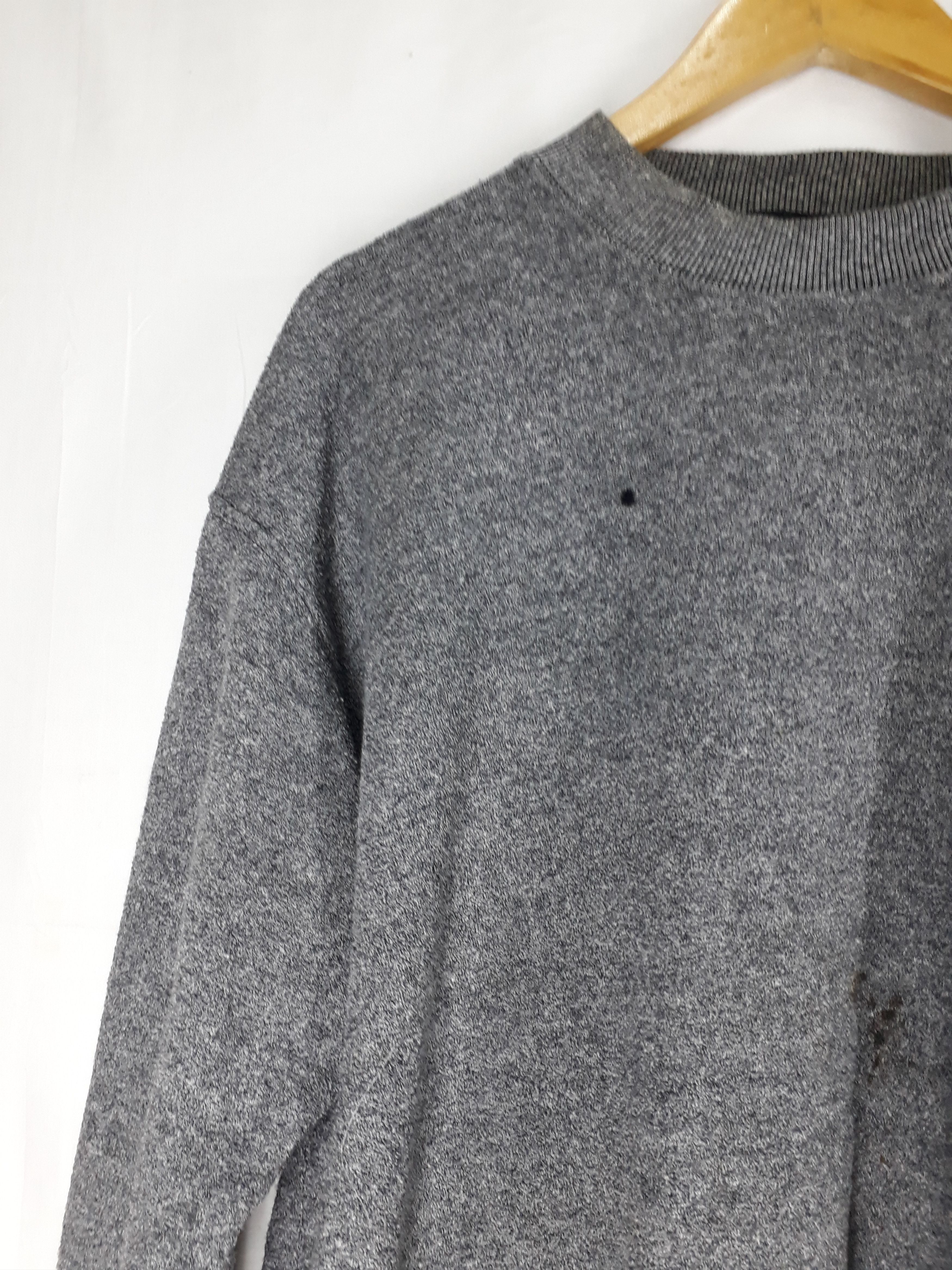 Yves Saint Laurent Vintage Ysl Sweatshirt Logo Spell Out Size US L / EU 52-54 / 3 - 5 Thumbnail