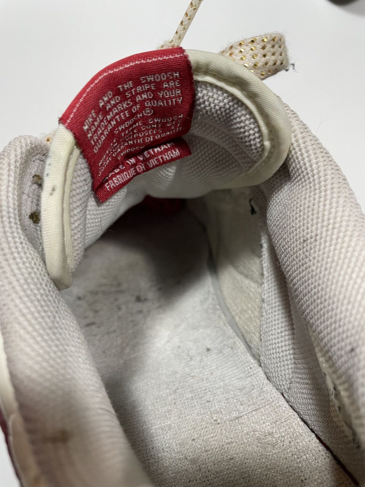 Nike × Vintage ❤️Vintage Rare Nike Dunk Low Valentine Red White SB 04 05 of Size US 9 / EU 42 - 18 Thumbnail