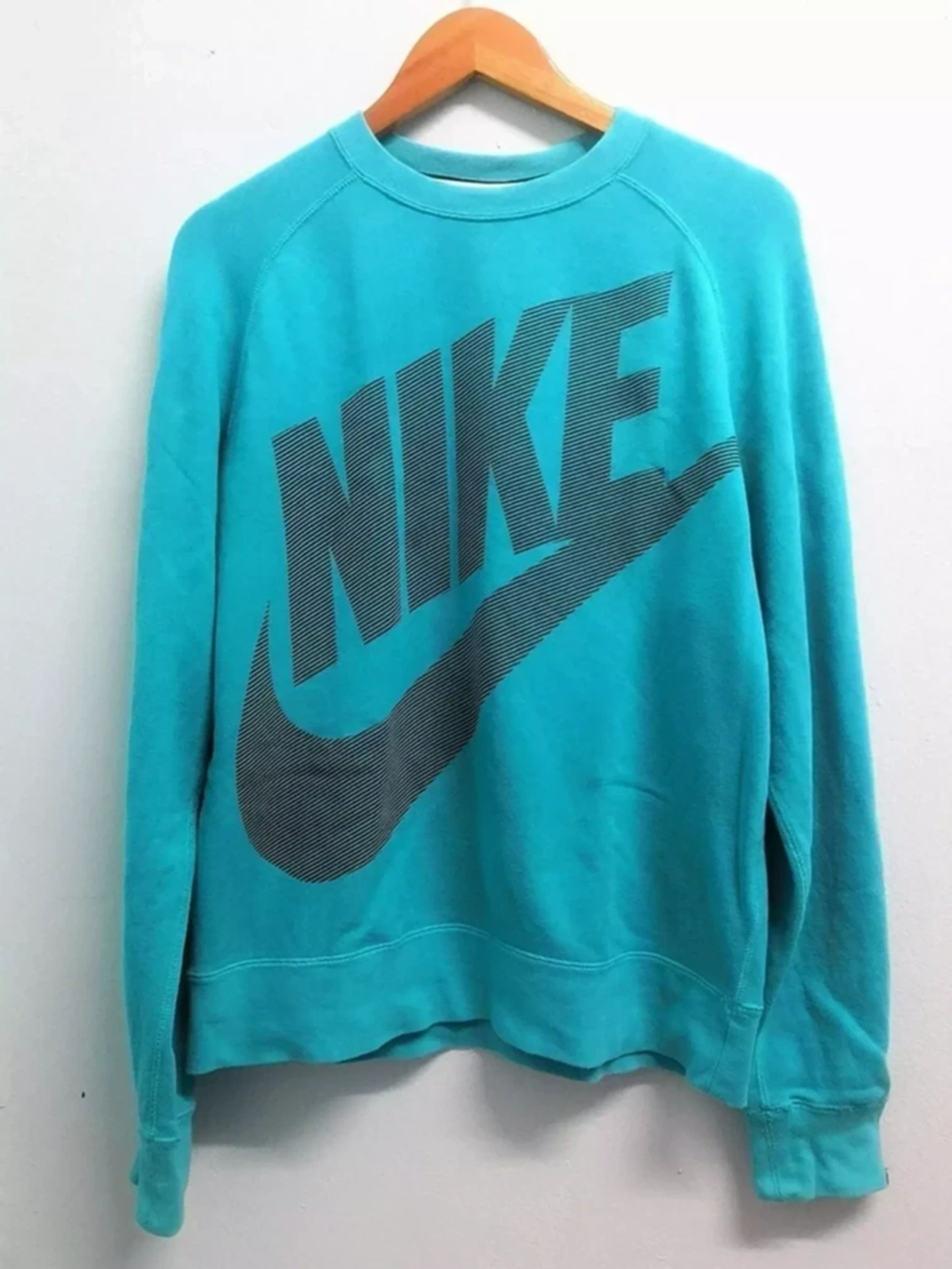Nike Nike Sweatshirt Big Logo Spell Out Nice Design Size US L / EU 52-54 / 3 - 1 Thumbnail