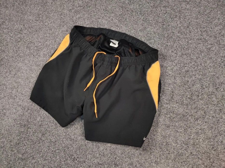 Nike Vintage Nike Shorts Gray Logo swoosh casual Y2K Streetwear Size US 36 / EU 52 - 2 Thumbnail