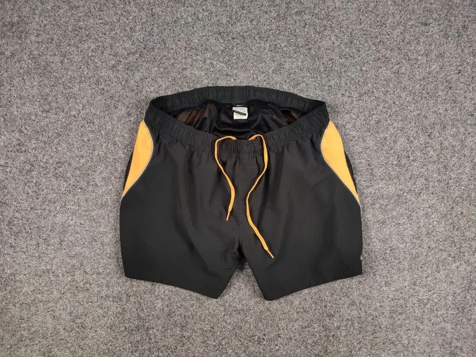 Nike Vintage Nike Shorts Gray Logo swoosh casual Y2K Streetwear Size US 36 / EU 52 - 1 Thumbnail