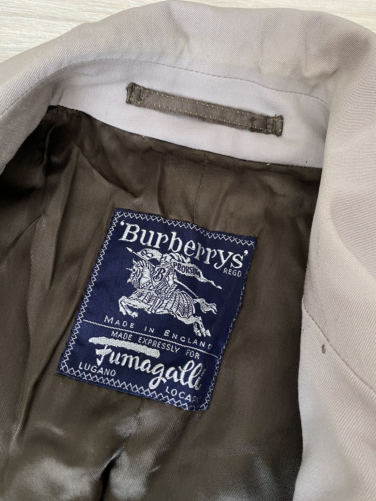 Burberry Burberrys mens vintage trench coat Size US S / EU 44-46 / 1 - 5 Thumbnail