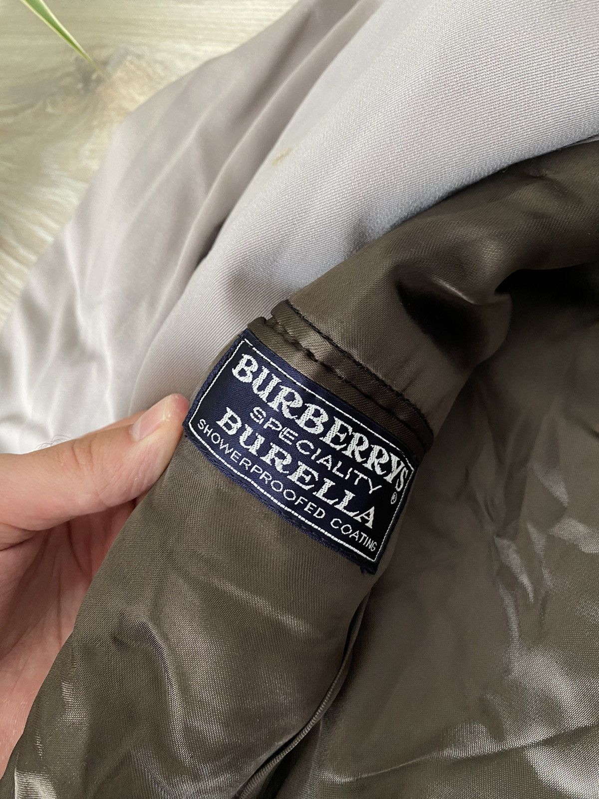 Burberry Burberrys mens vintage trench coat Size US S / EU 44-46 / 1 - 6 Thumbnail