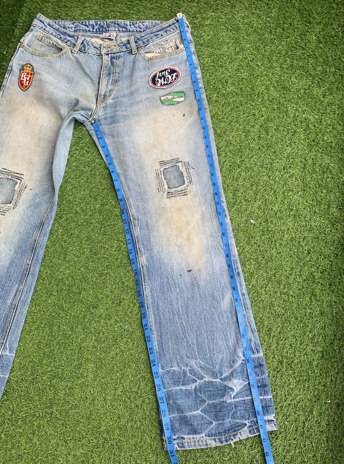Body Glove Distressed Body Glove Embroidery Patch Denim Pant Size US 34 / EU 50 - 14 Thumbnail