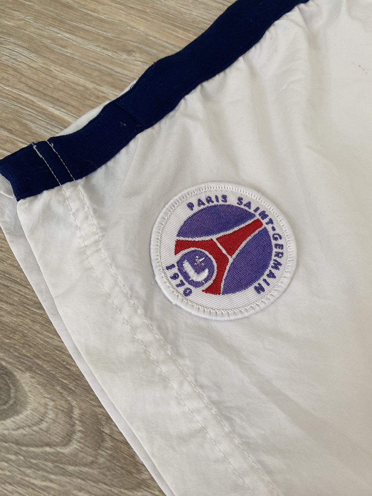 Nike × Vintage Vintage Nike PSG PARIS SAINT GERMAIN Football White Shorts Size US 30 / EU 46 - 6 Thumbnail