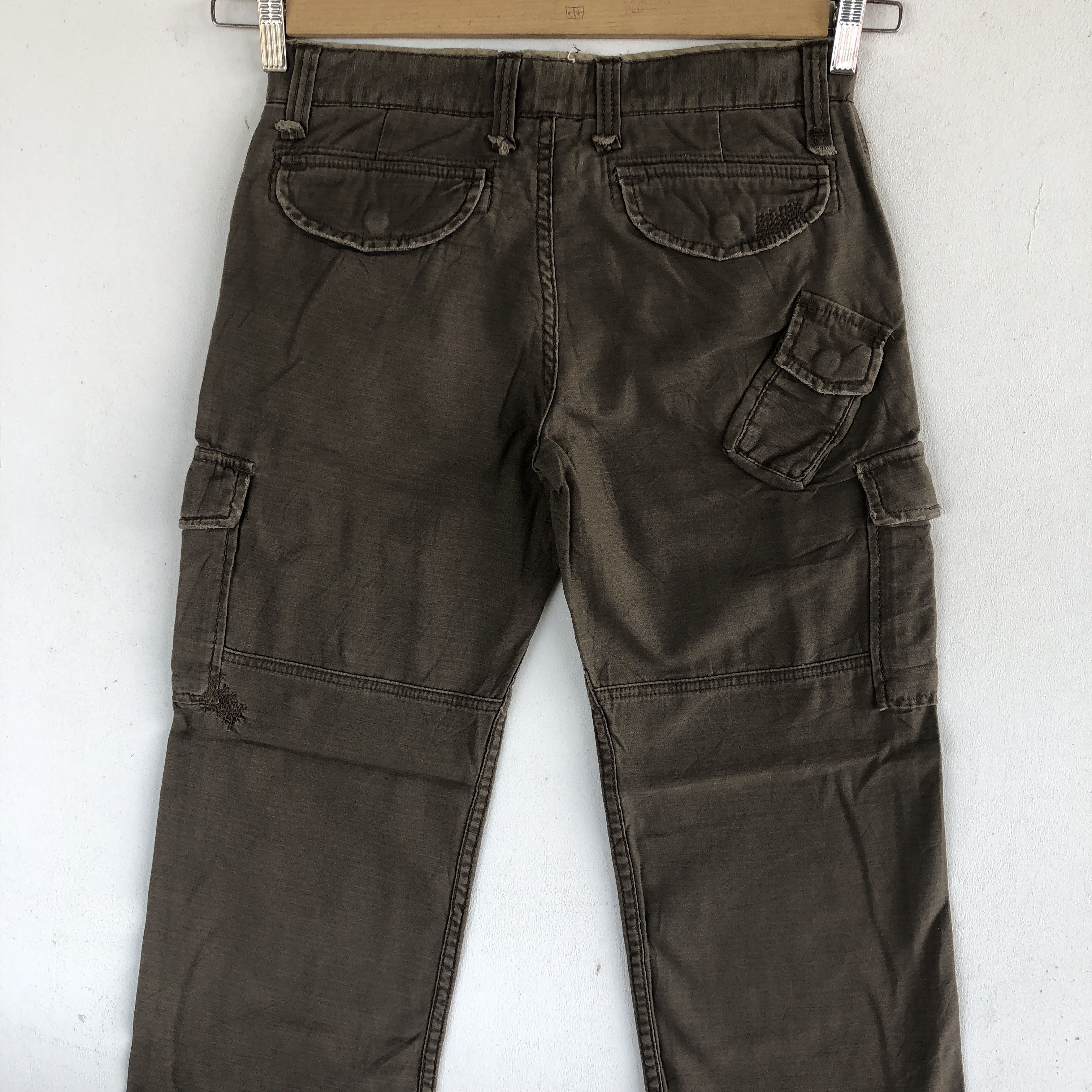 Japanese Brand × Vintage Vintage Japanese Cargo Pants Multi Pocket Bondage Trousers Size 28" / US 6 / IT 42 - 6 Thumbnail