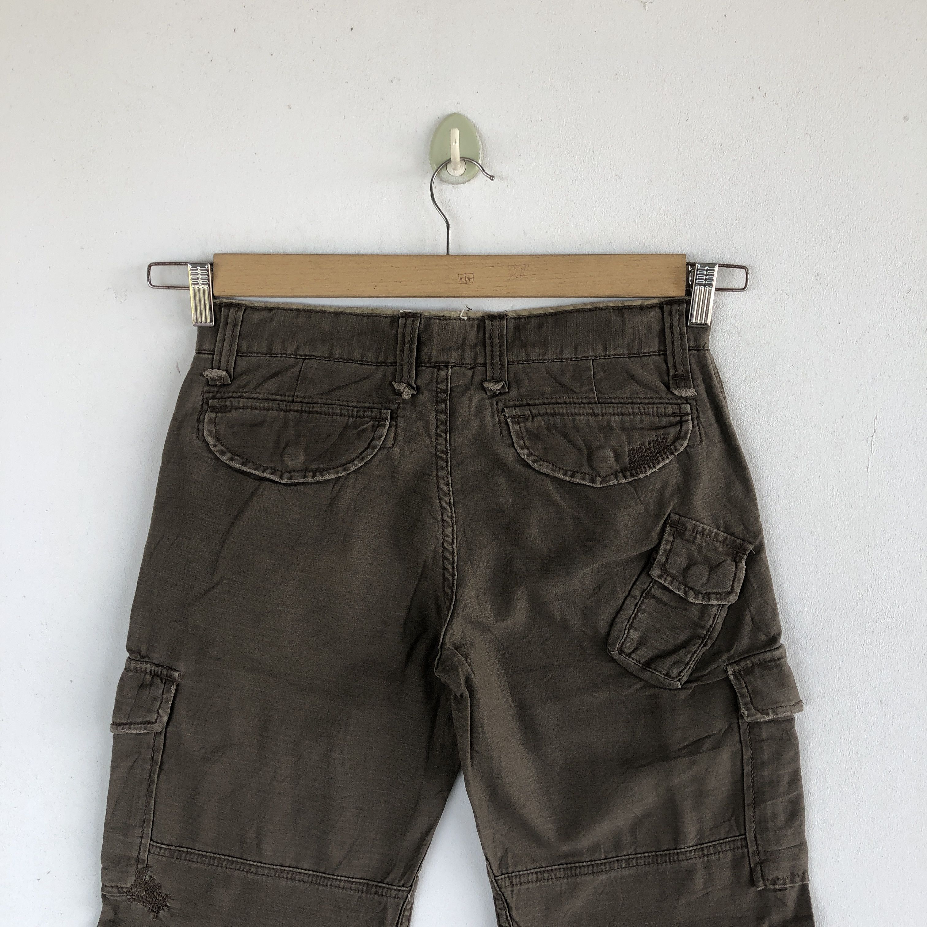 Japanese Brand × Vintage Vintage Japanese Cargo Pants Multi Pocket Bondage Trousers Size 28" / US 6 / IT 42 - 4 Thumbnail