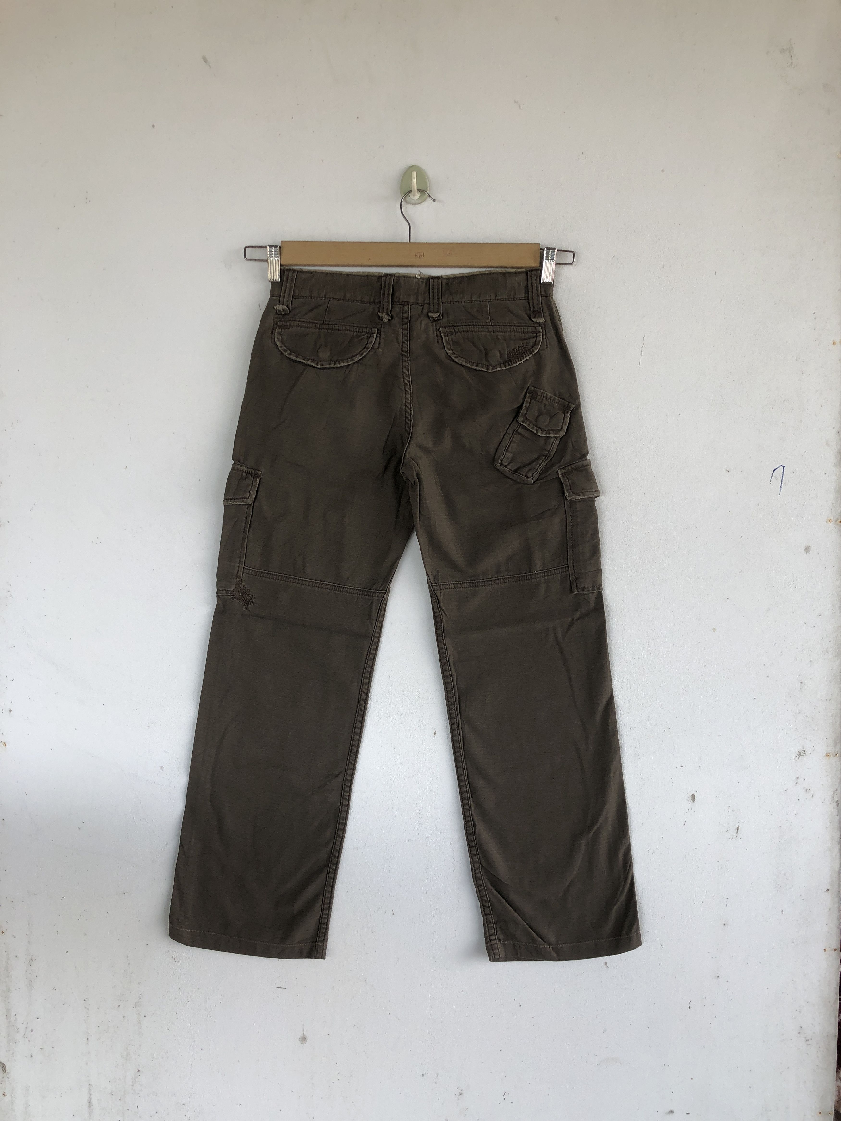 Japanese Brand × Vintage Vintage Japanese Cargo Pants Multi Pocket Bondage Trousers Size 28" / US 6 / IT 42 - 2 Thumbnail