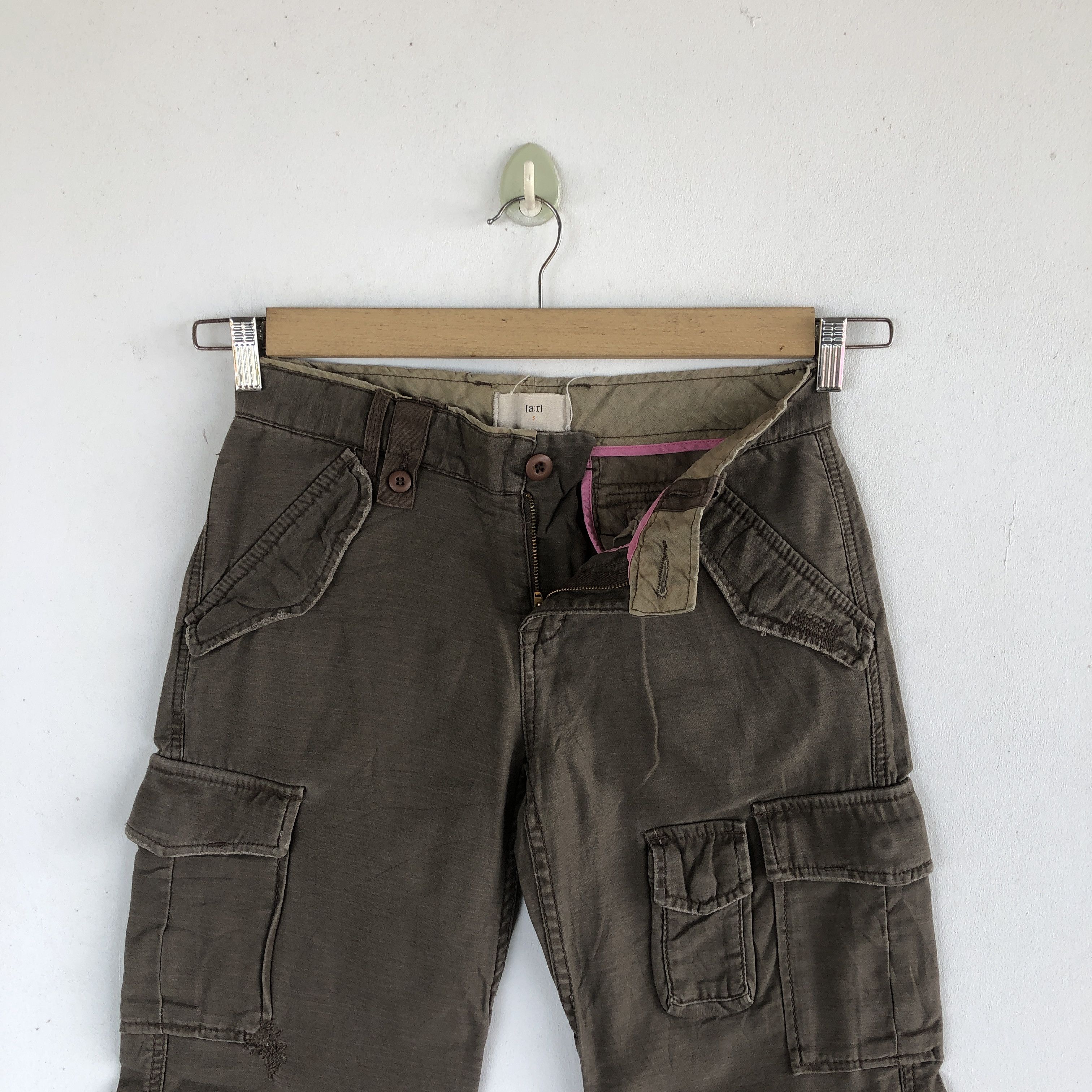 Japanese Brand × Vintage Vintage Japanese Cargo Pants Multi Pocket Bondage Trousers Size 28" / US 6 / IT 42 - 8 Thumbnail