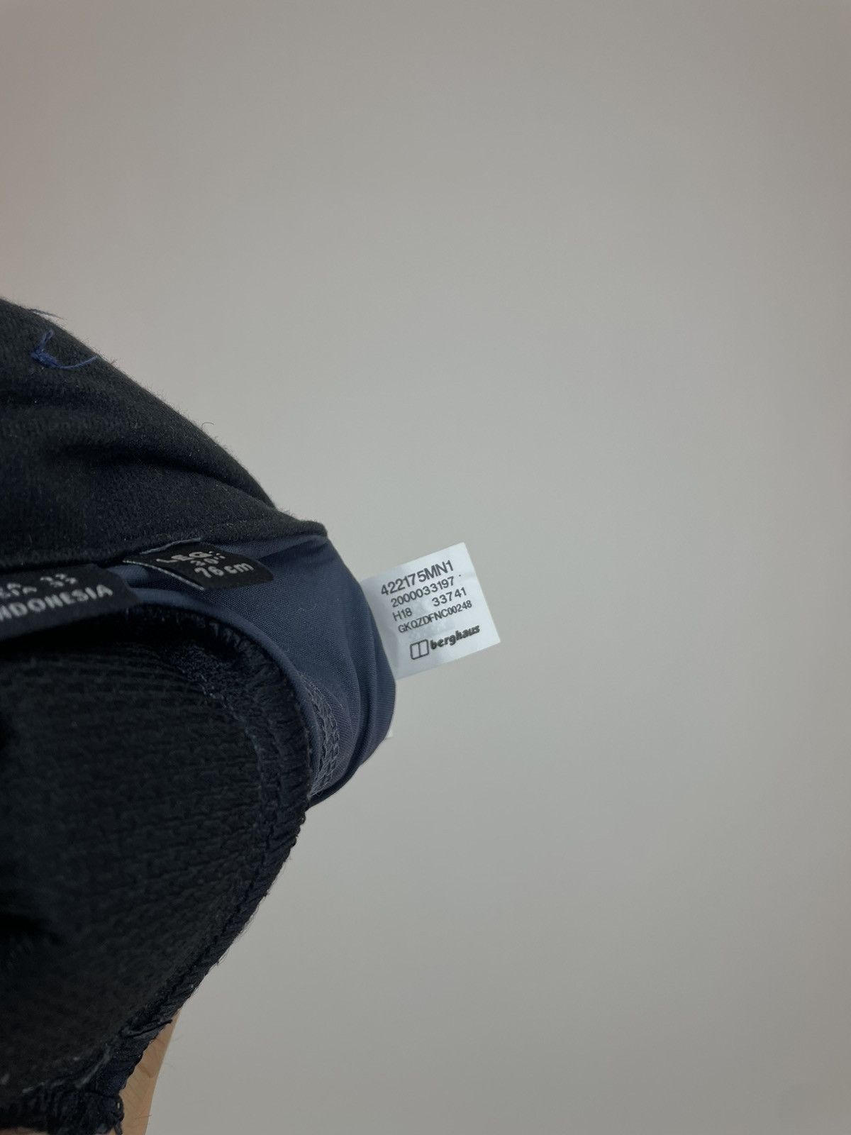 Berghaus Berghause hiking pants Womens size M Size 30" / US 8 / IT 44 - 13 Thumbnail