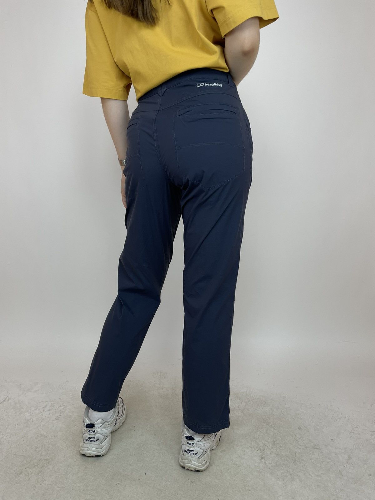 Berghaus Berghause hiking pants Womens size M Size 30" / US 8 / IT 44 - 2 Thumbnail