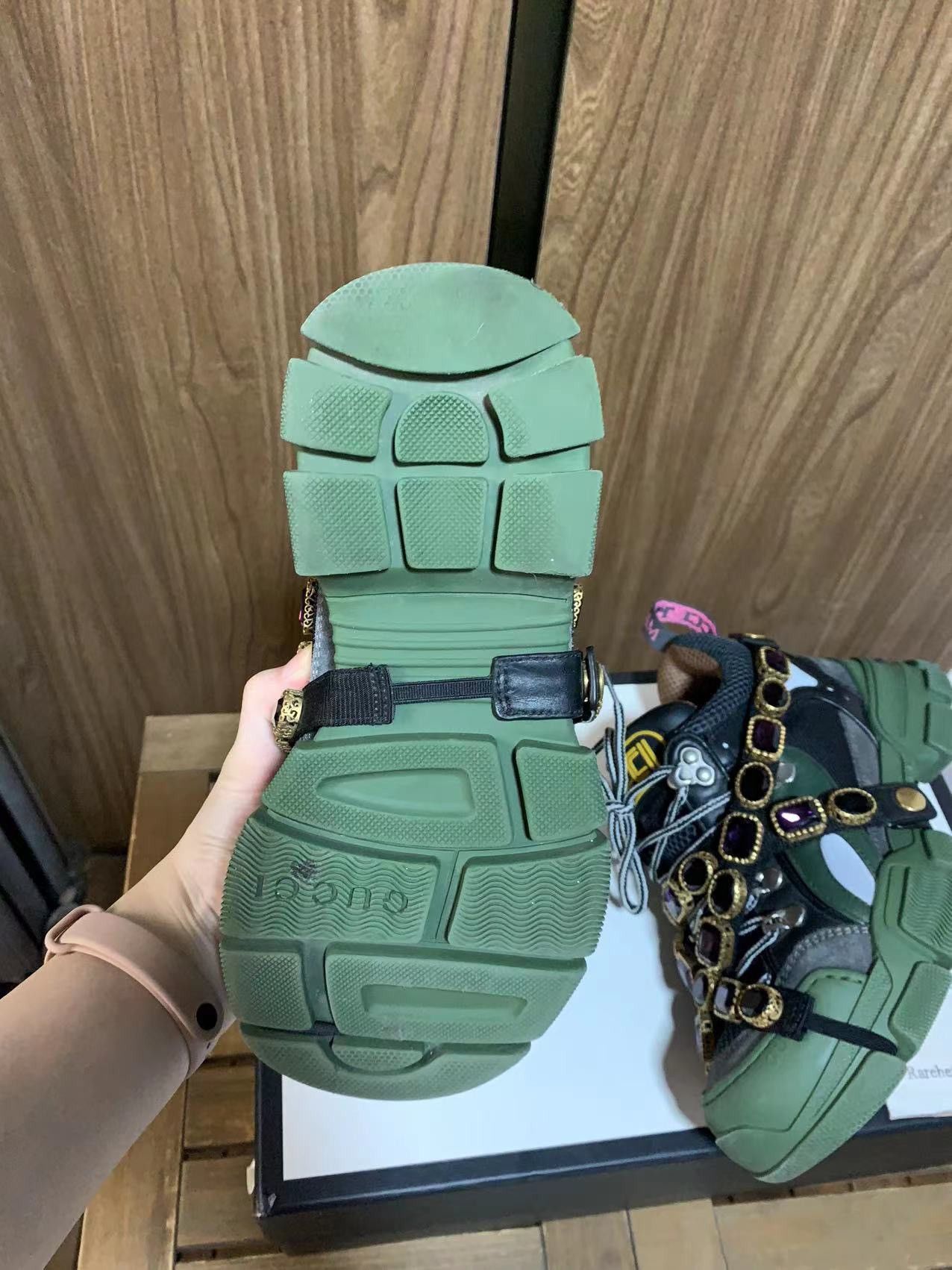 Gucci Gucci Flashtrek sneaker size 36.5 Italy Women 6.5 Size US 6.5 / IT 36.5 - 5 Thumbnail