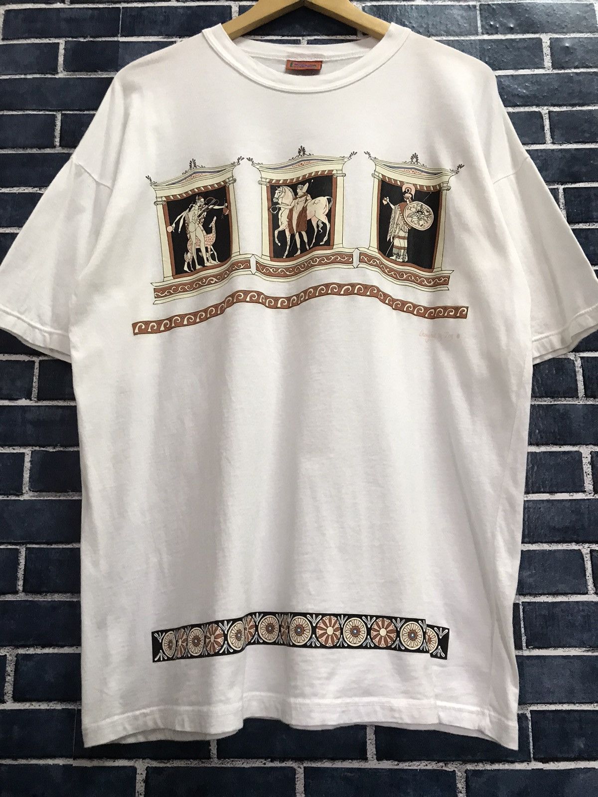 Vintage Vintage Ancient Greek Masterpiece Art by Zoe Tshirt Size US L / EU 52-54 / 3 - 7 Thumbnail