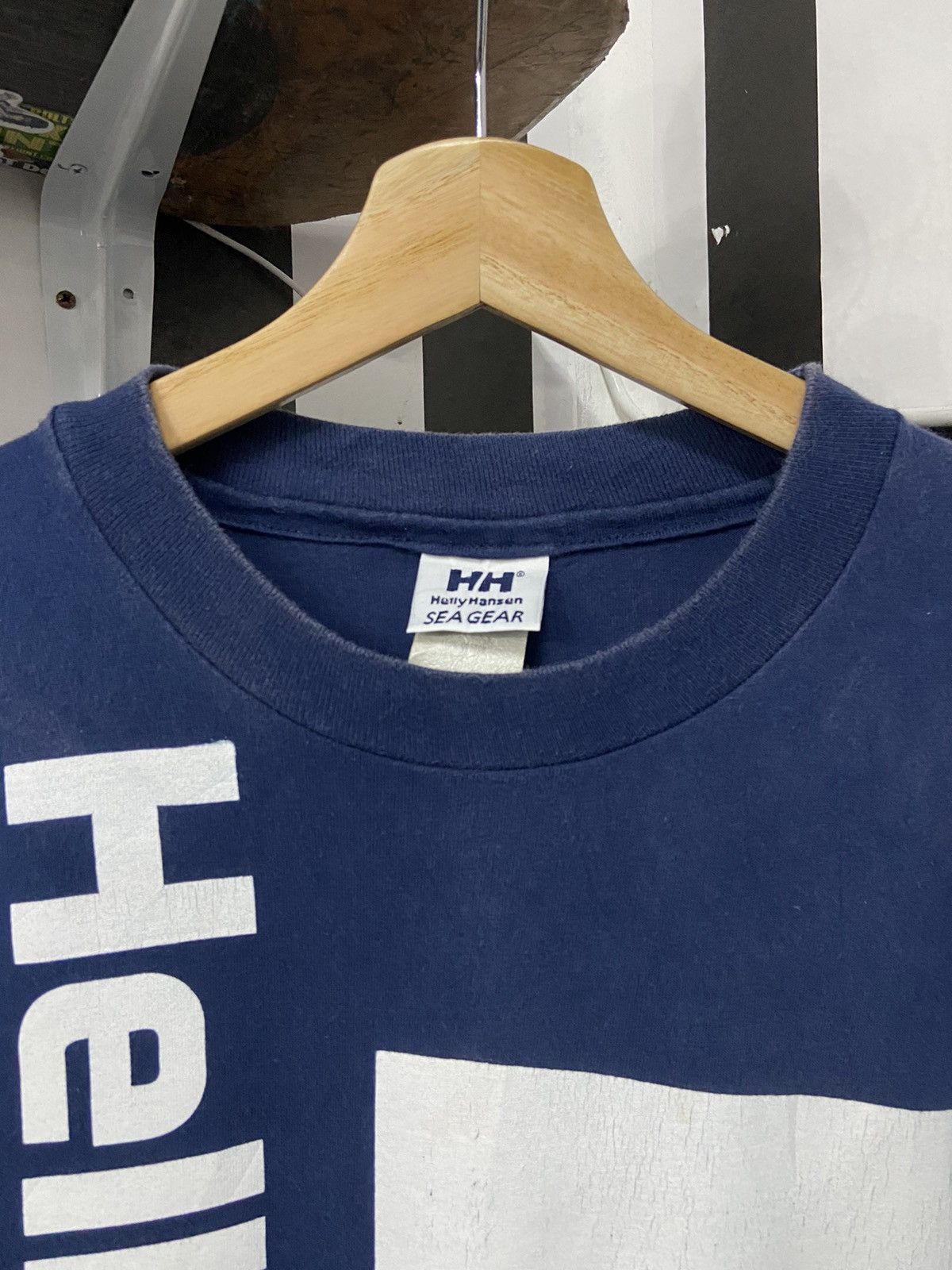 Helly Hansen × Vintage Vintage 90’s Helly Hansen Sea Gear Single Stitch Tee Size US L / EU 52-54 / 3 - 7 Thumbnail