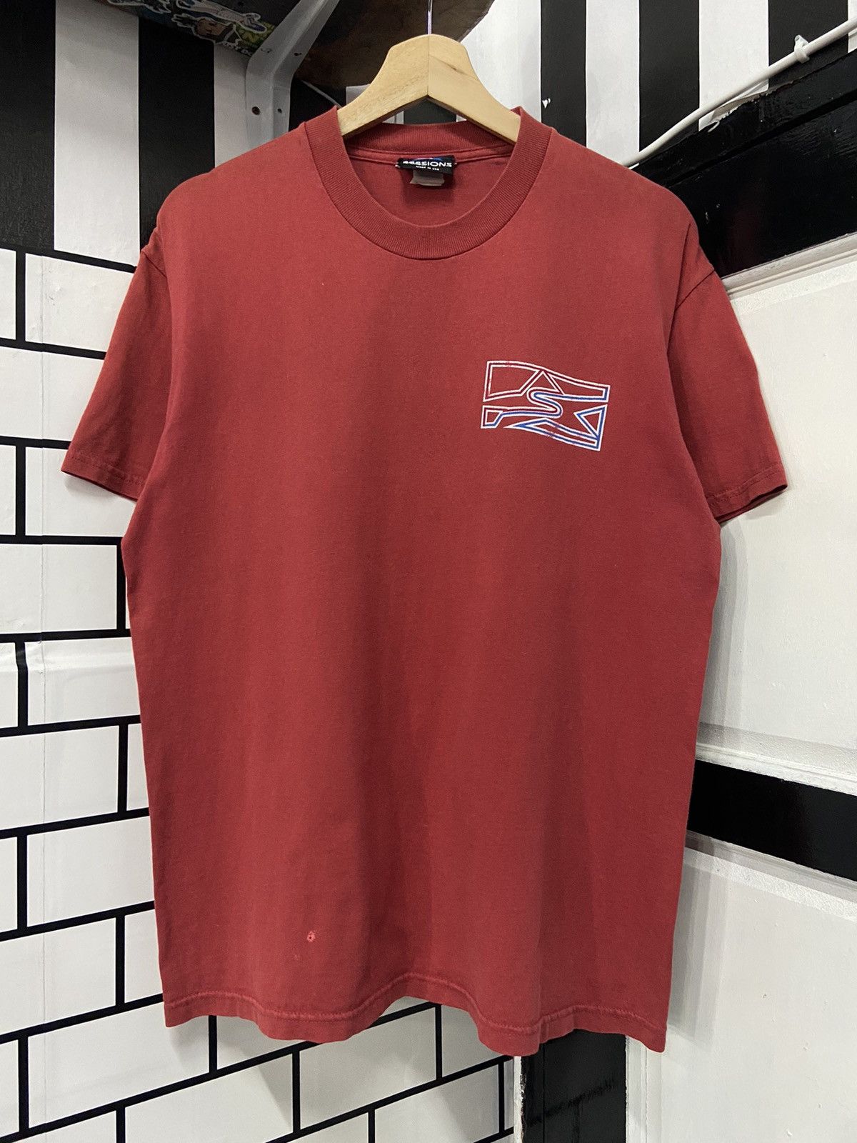 Sessions × Vintage Vintage 90’s Sessions Skateboard Back Hit Tee Size US M / EU 48-50 / 2 - 2 Thumbnail